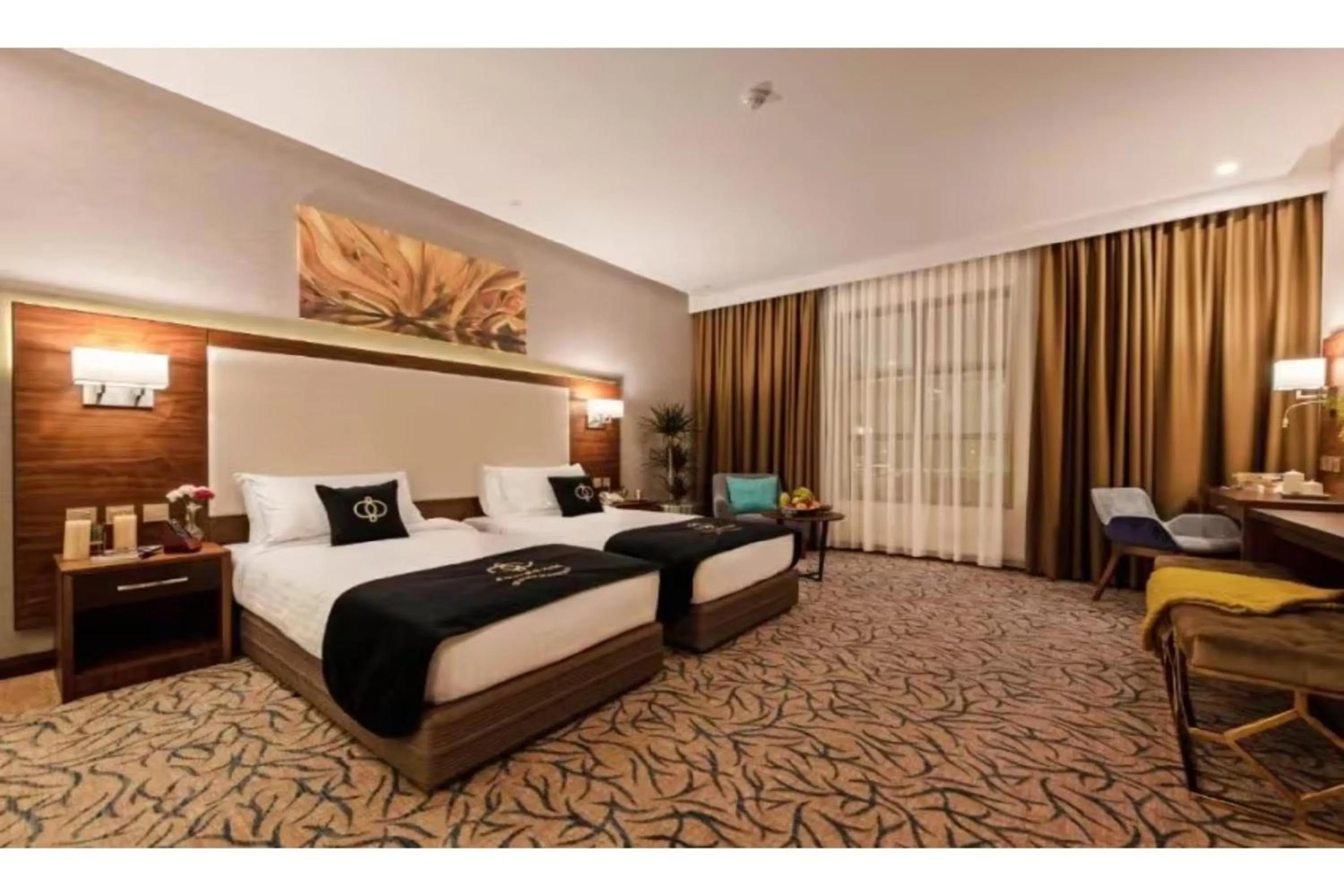 Deluxe Twin Room in Sunday Emerald Hotel