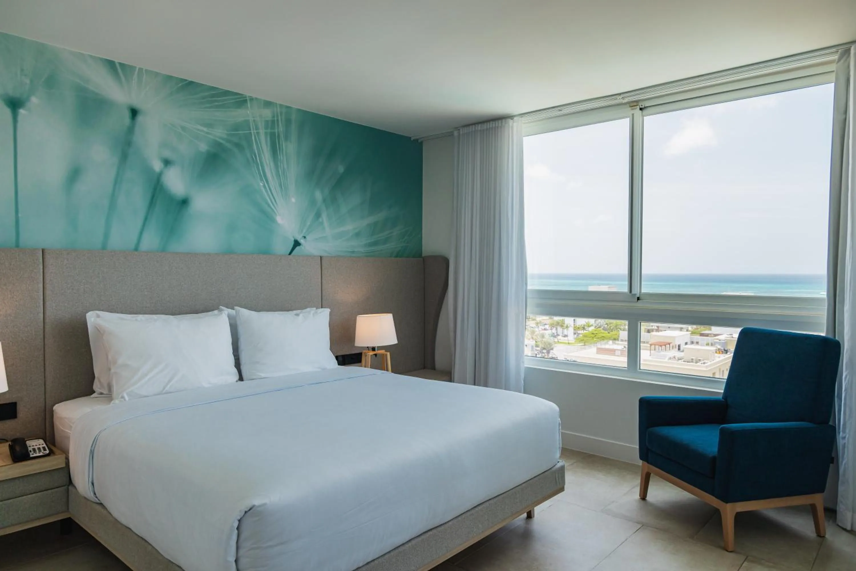 One-Bedroom King Suite with Ocean View - Non-Smoking in Radisson Blu Aruba