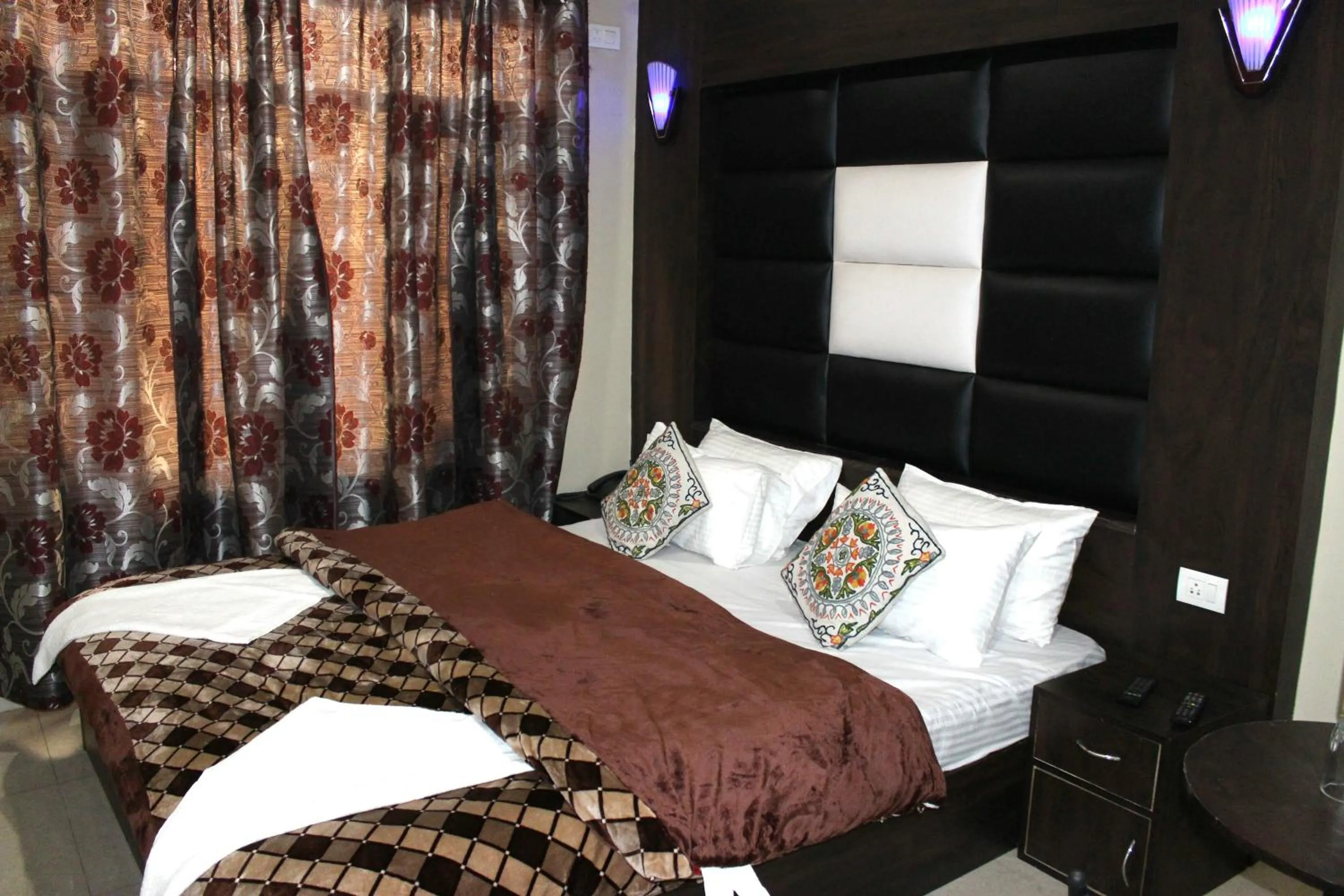 Standard Double Room in Hotel Samar