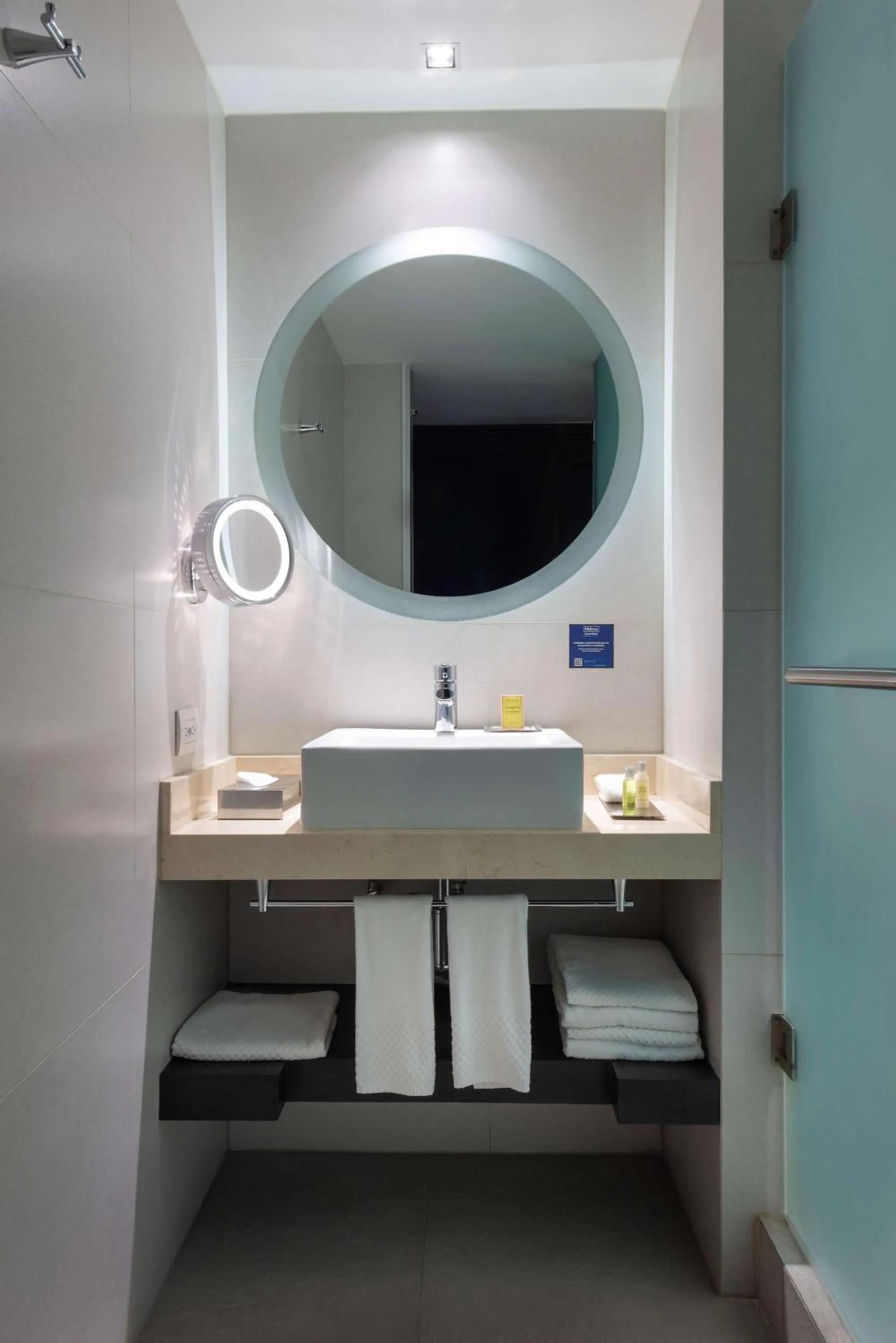 Queen Room in Hilton DoubleTree Guadalajara Centro Historico