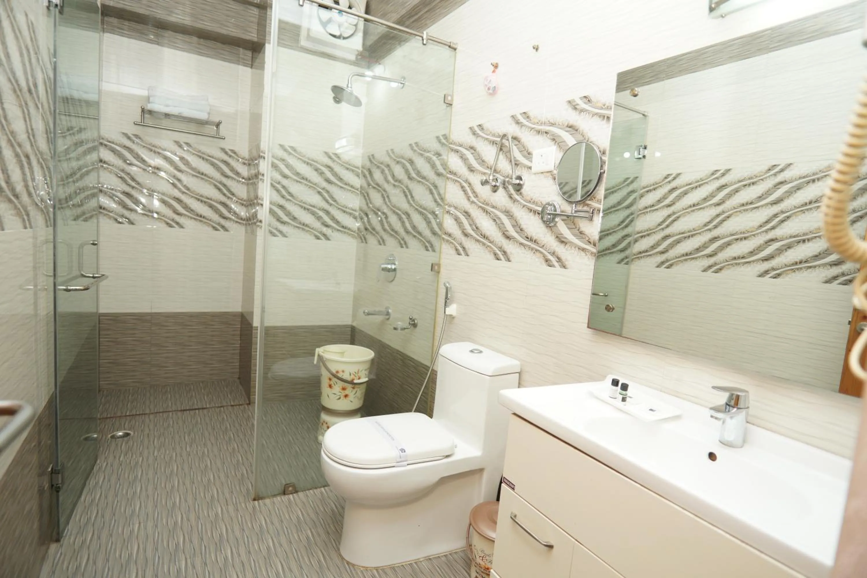 Deluxe Double Room in Manali Valley Resort