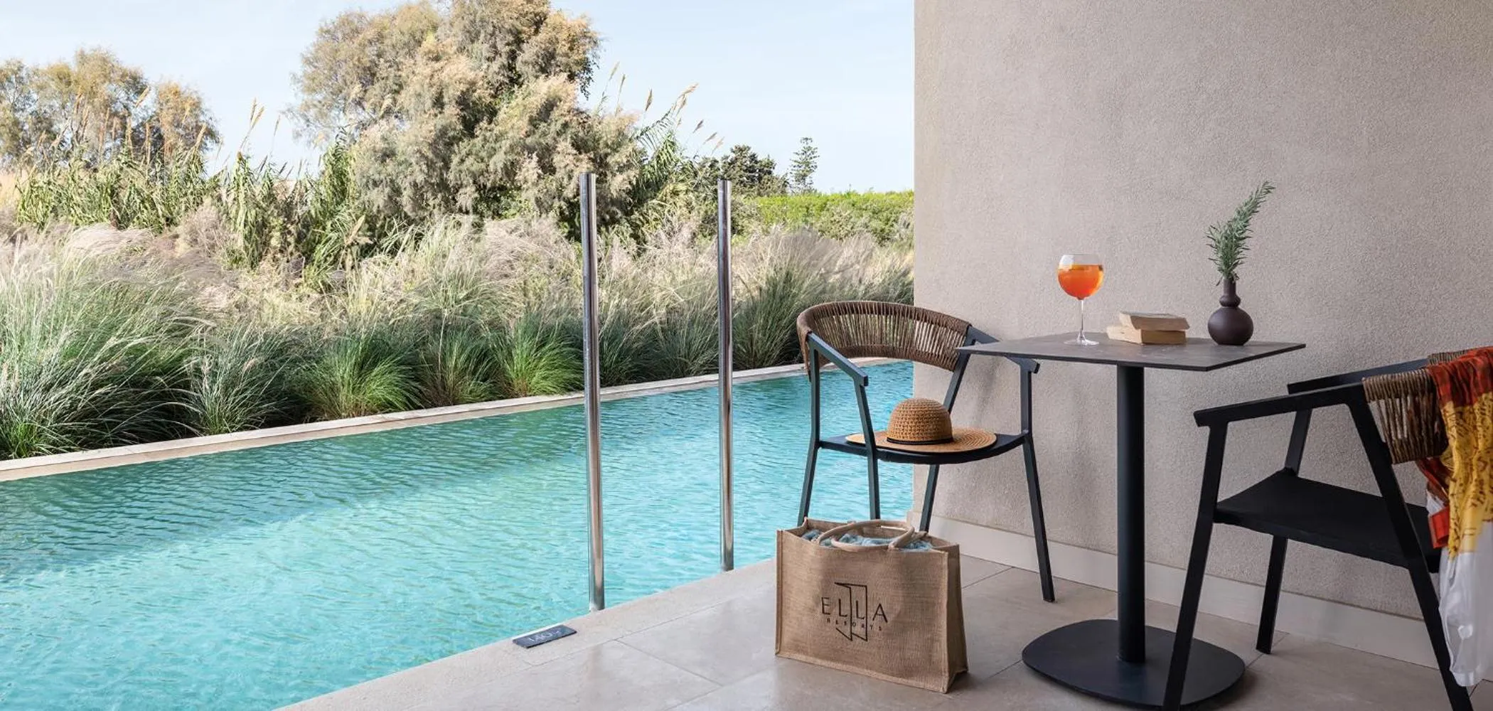 Deluxe Room with Swim Up Pool in Helea Lifestyle Beach Resort