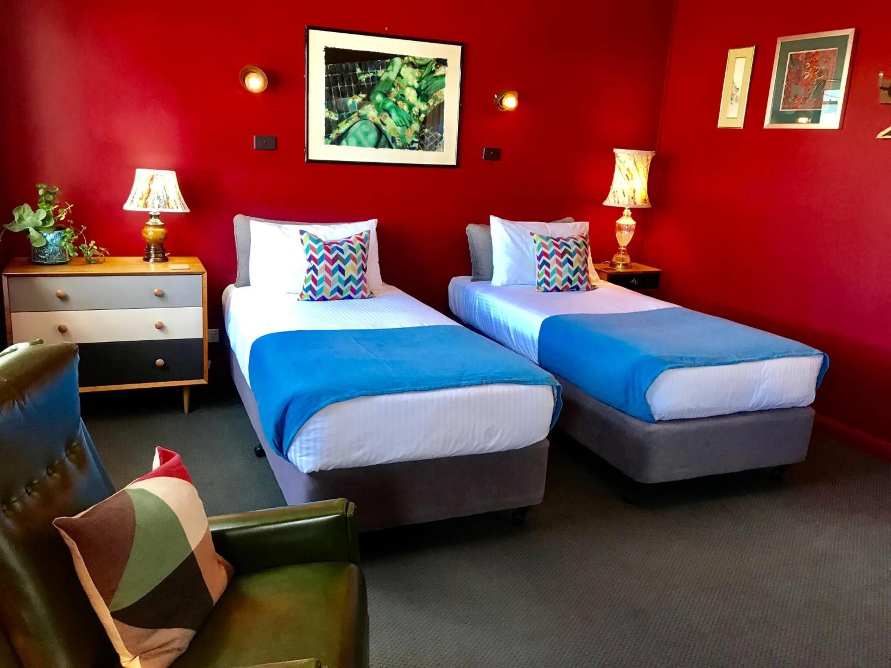 Twin Room in Vine Valley Inn