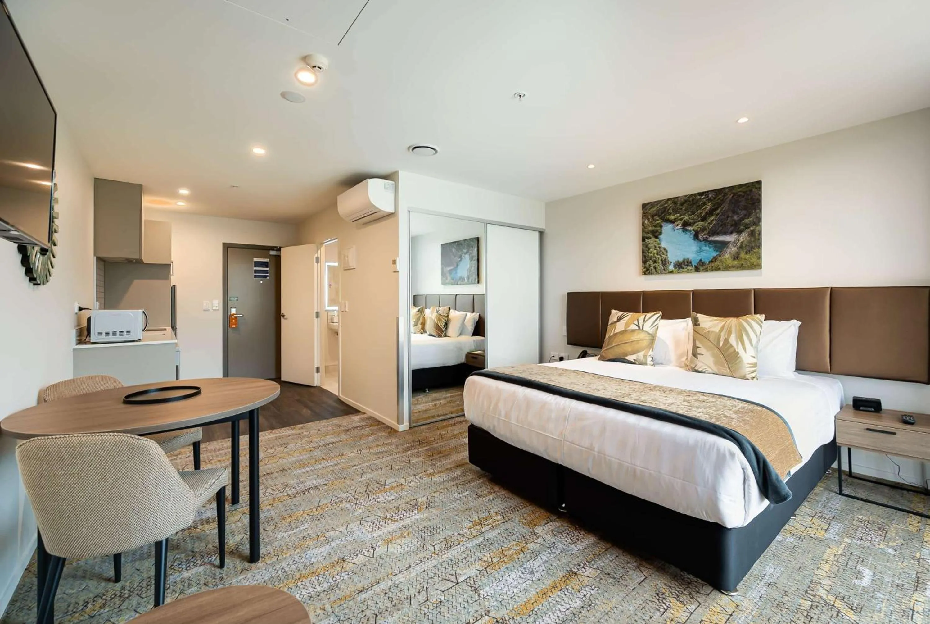 Studio Apartment - Mountain View in La Quinta by Wyndham Remarkables Park Queenstown