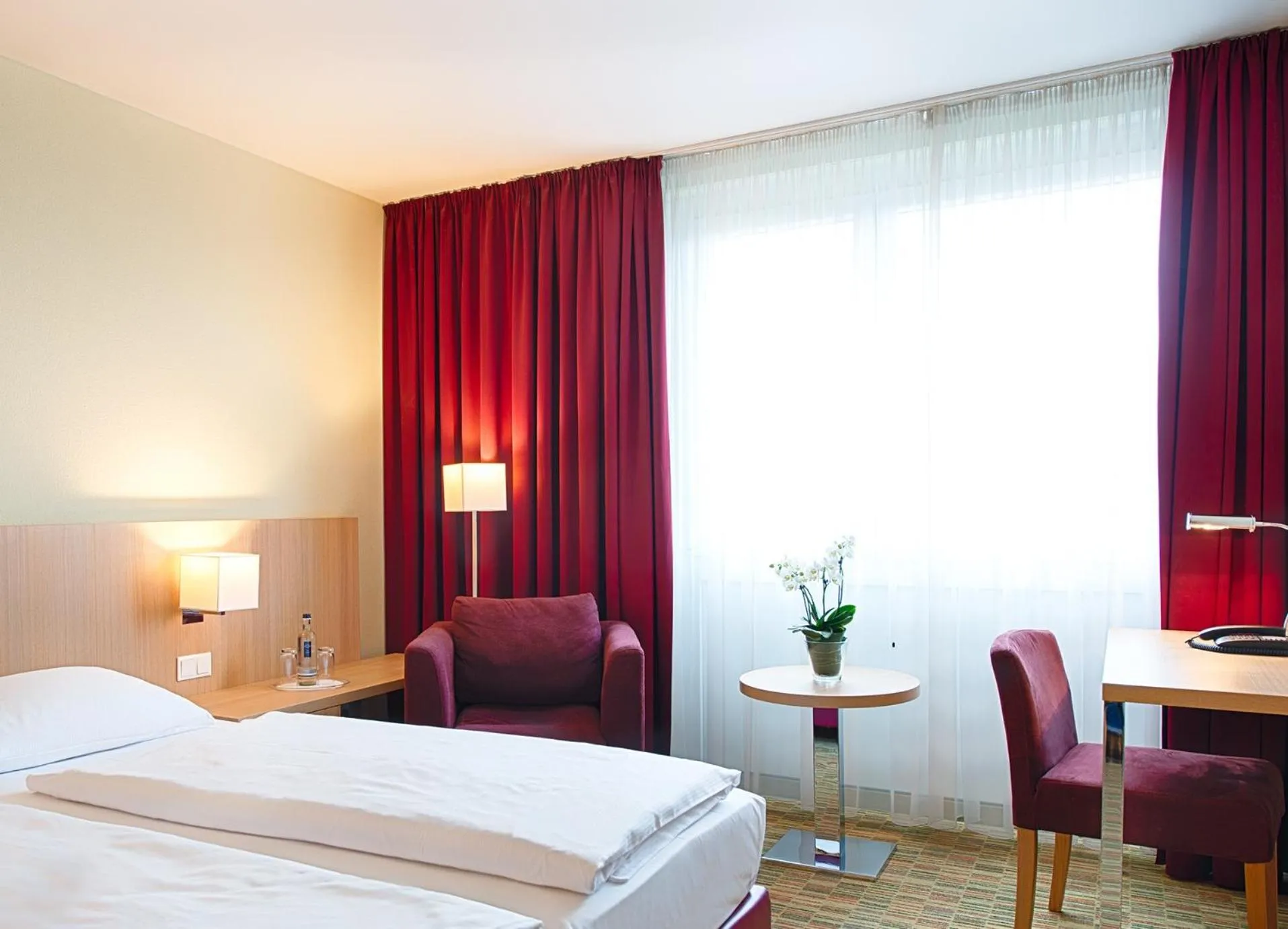Superior Double Room with Garden View in Welcome Hotel Paderborn