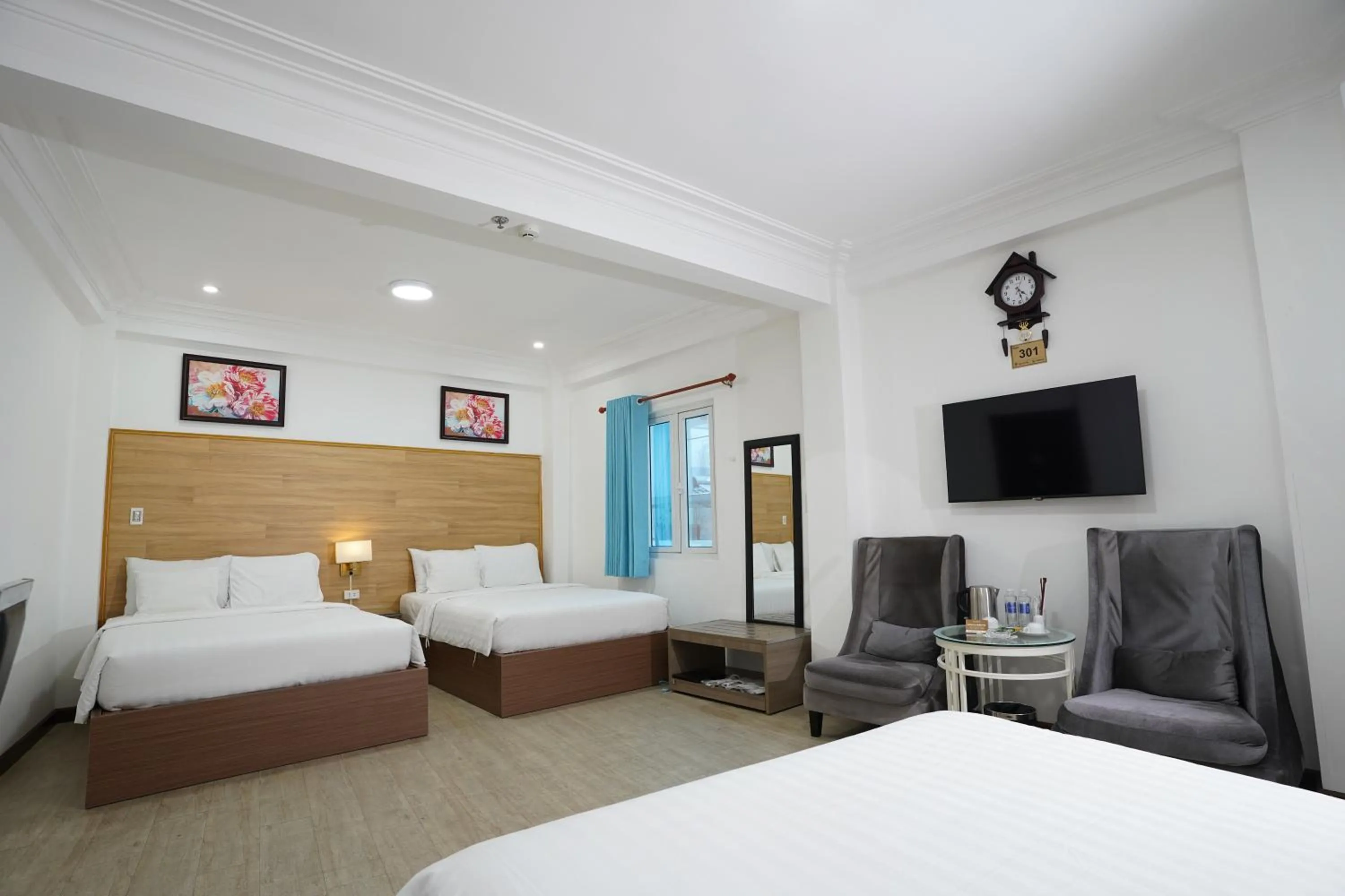 Deluxe Suite in A25 Hotel - 14 Phó Đức Chính