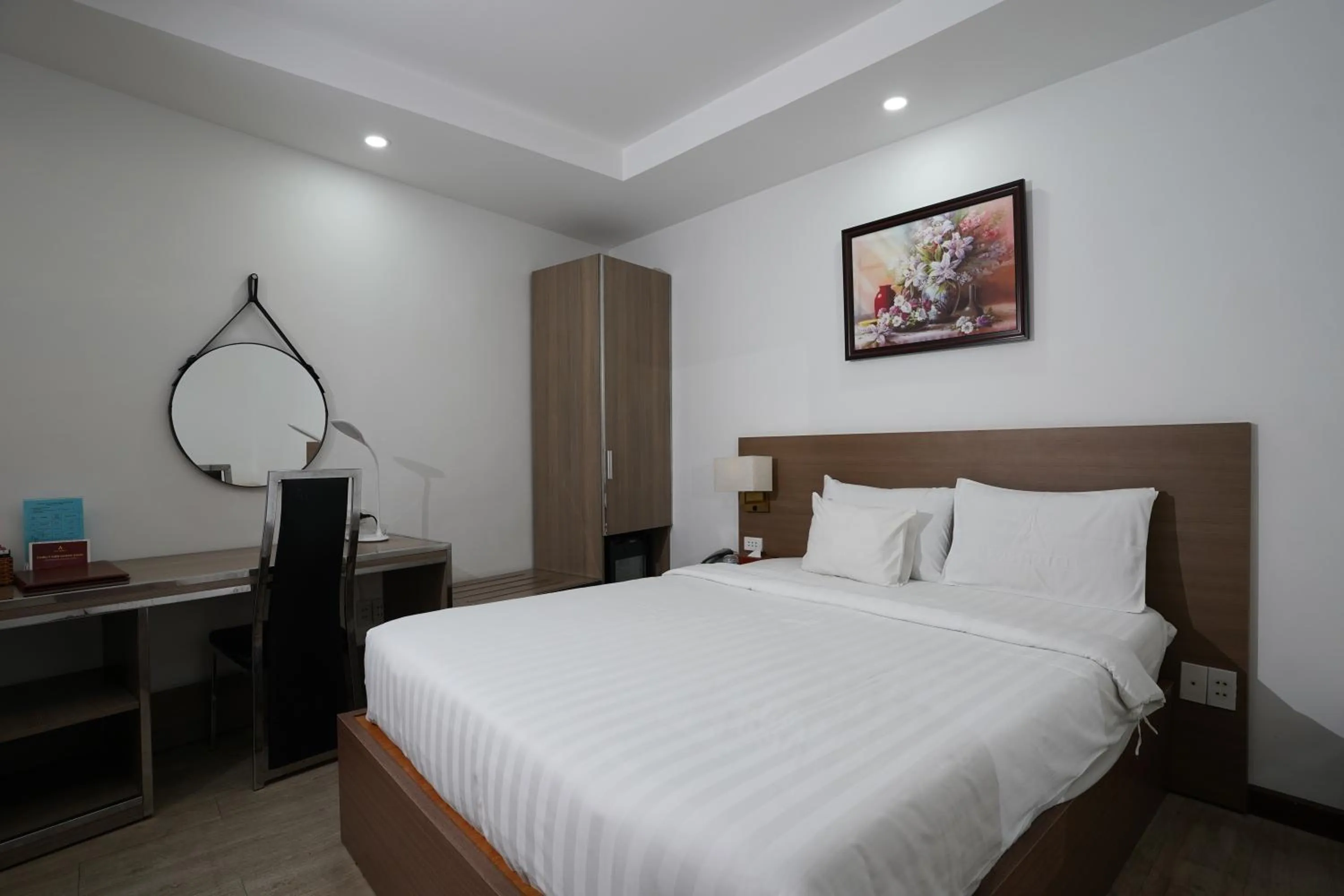 Superior Double Room in A25 Hotel - 14 Phó Đức Chính