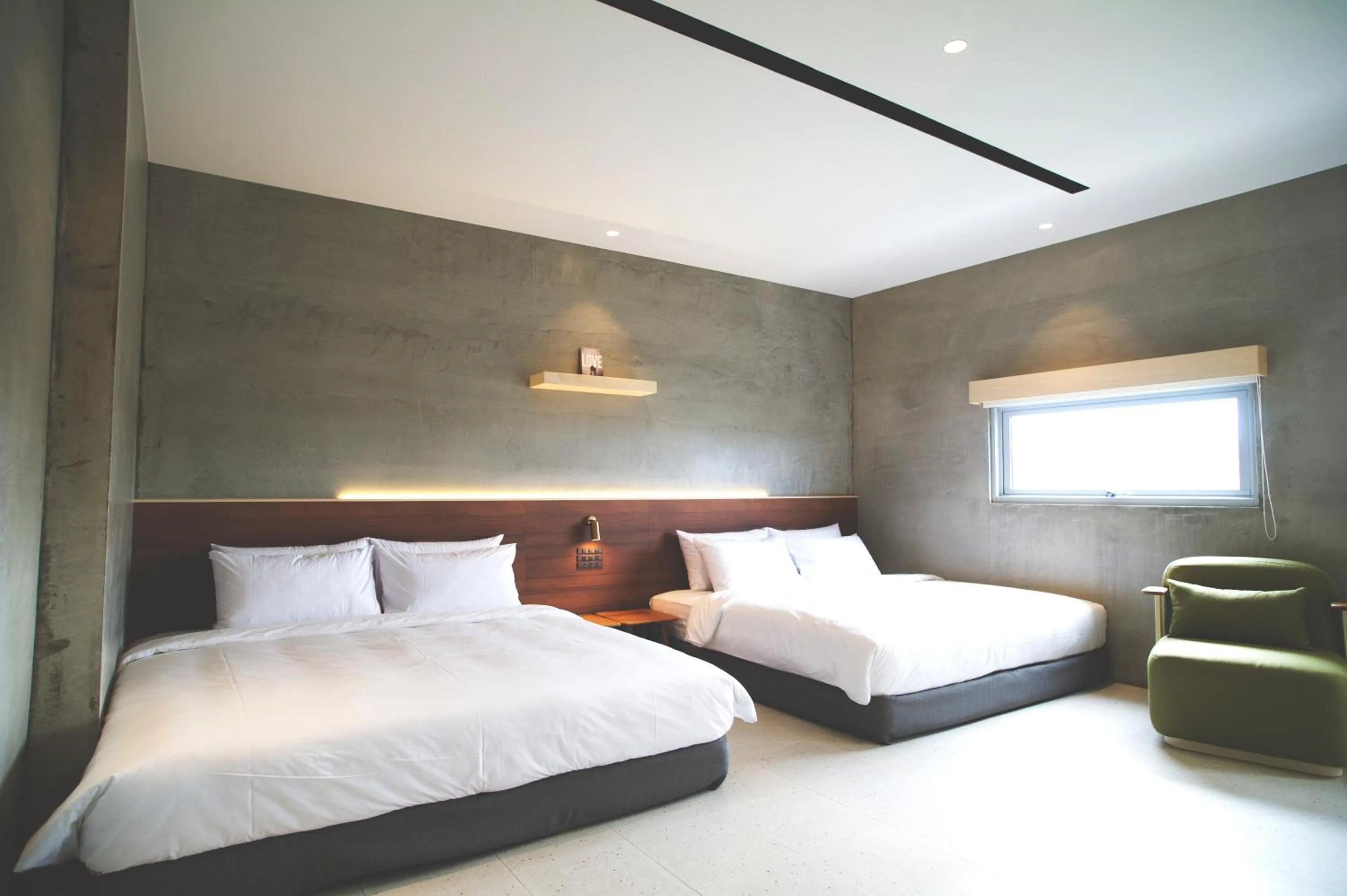 Superior Queen Room with Two Queen Beds in FFF Hotel