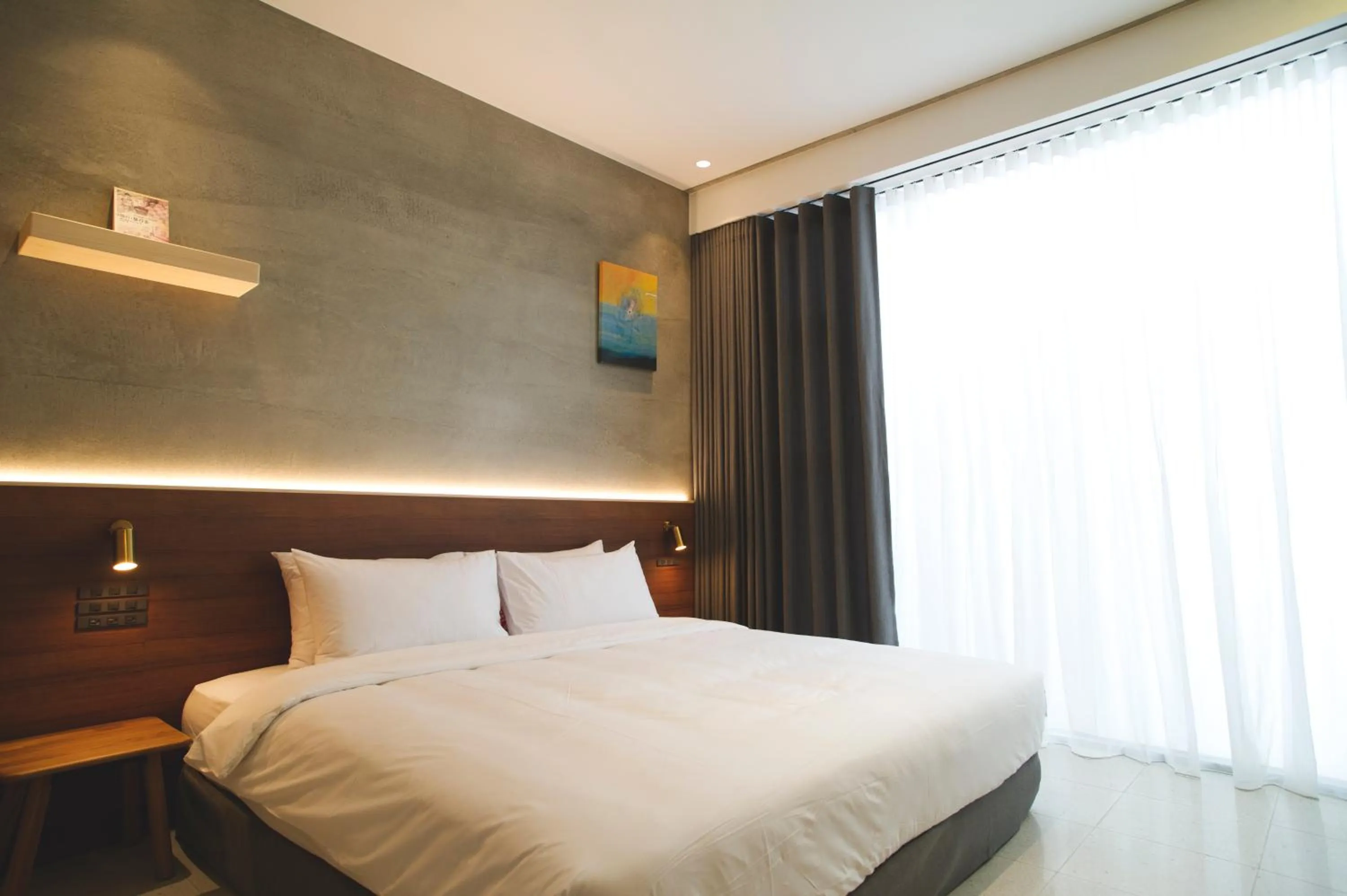 Queen Room in FFF Hotel