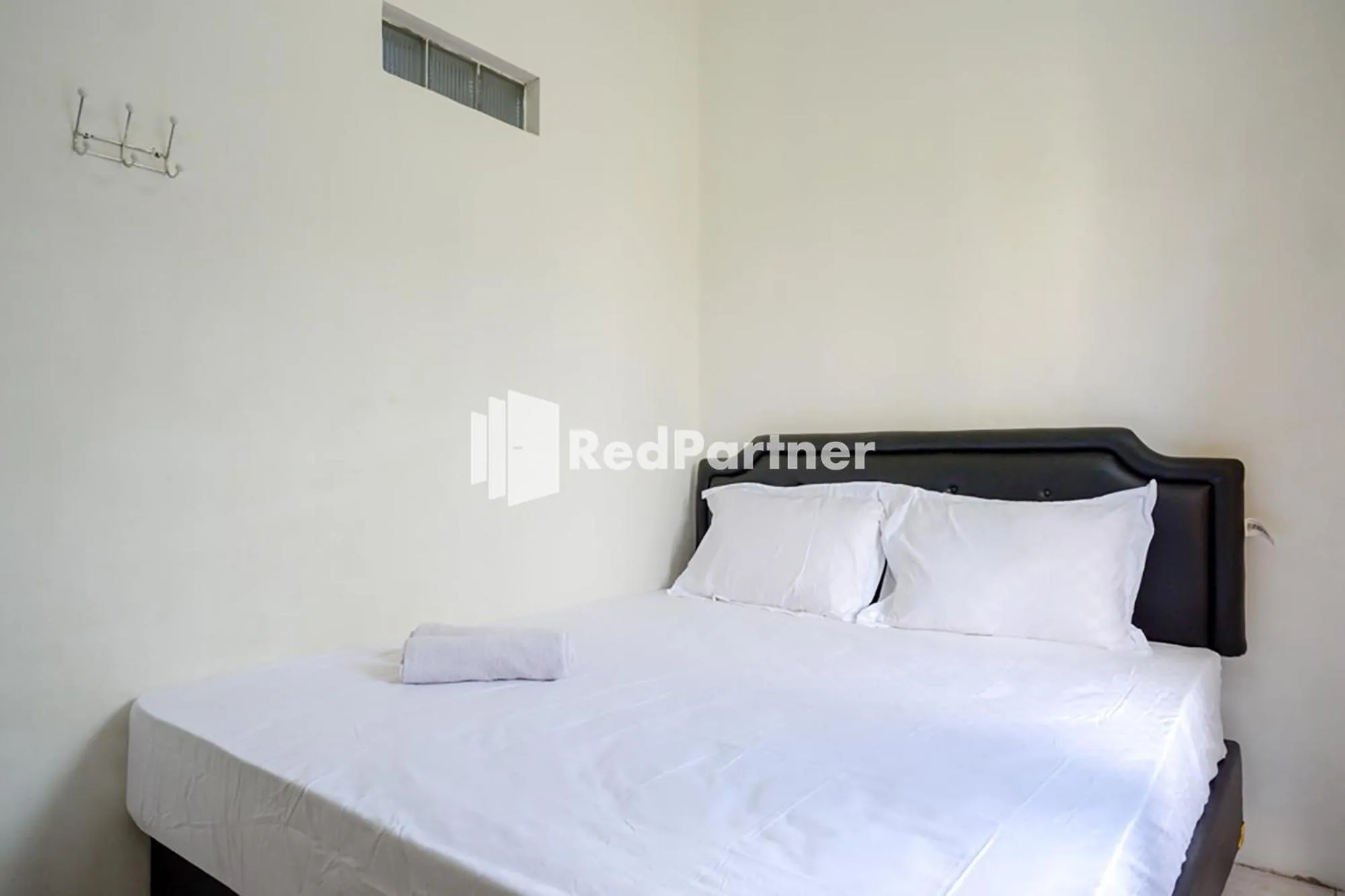 Deluxe Room - single occupancy in Pringgondani Guest House At Pandanaran Hills Semarang