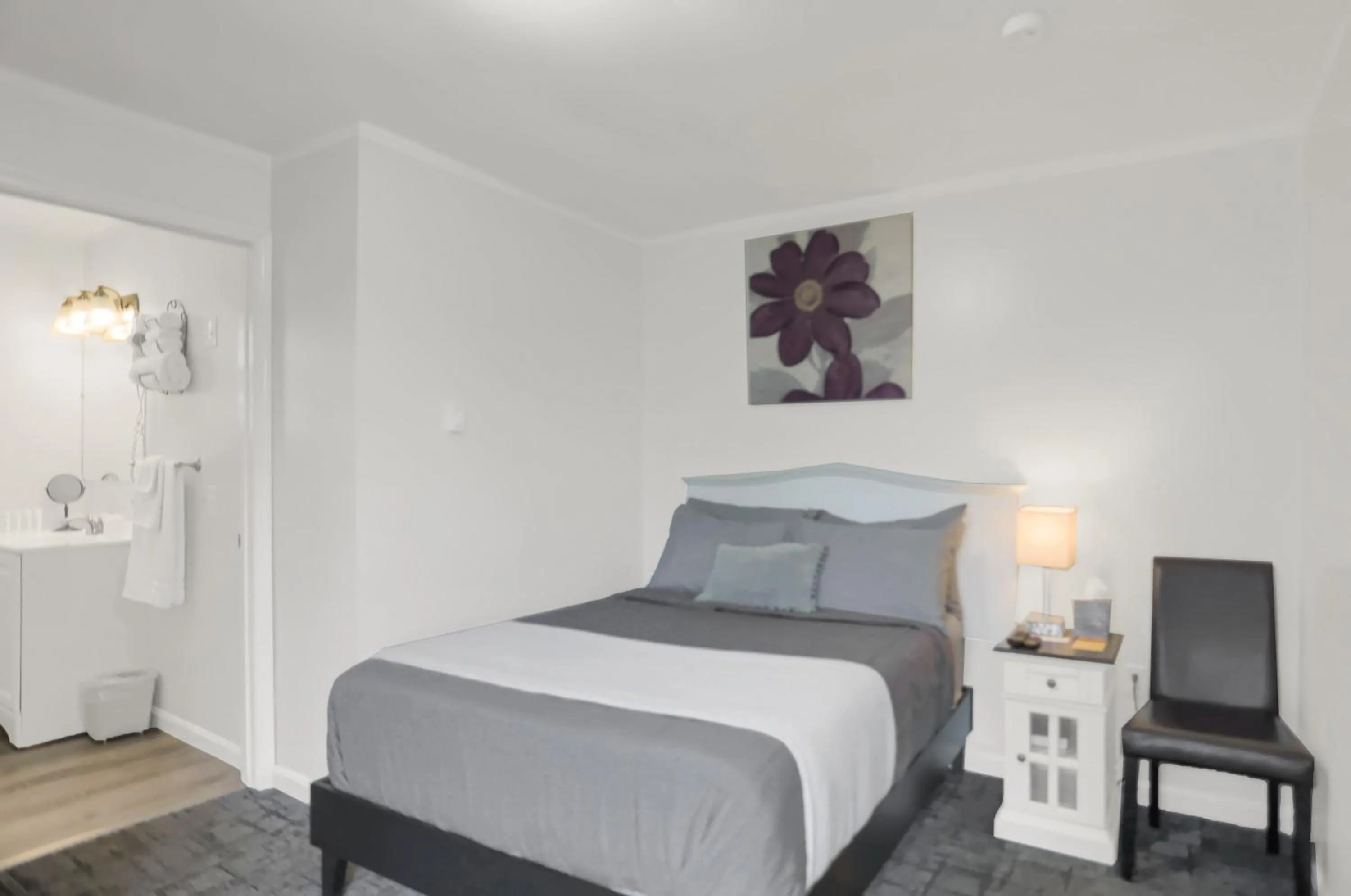 Double Room in Halifax Inn