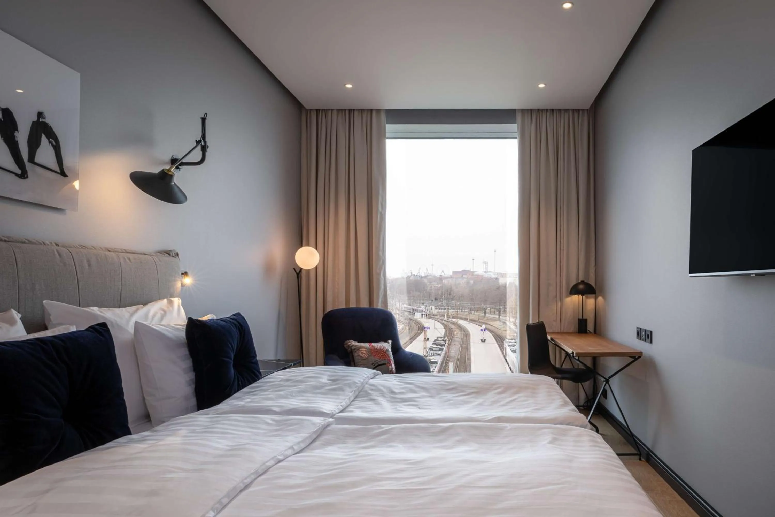 Standard King in Scandic Grand Central Helsinki