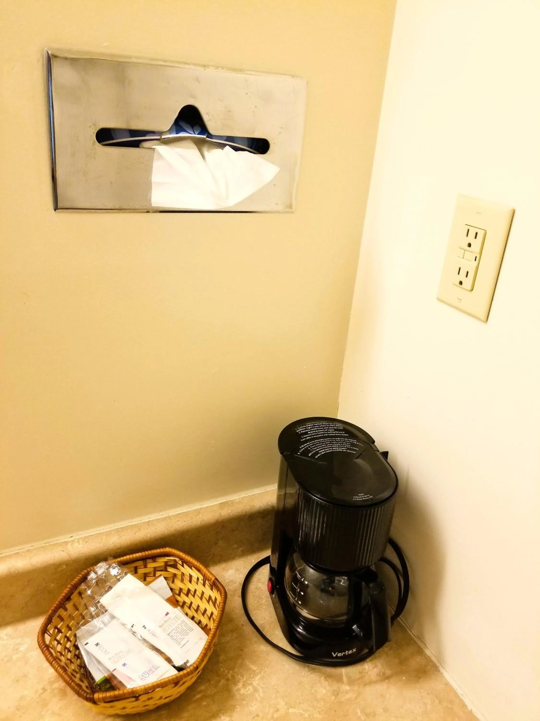 2 Double Beds Smoking in Americas Best Value Inn Arkansas City