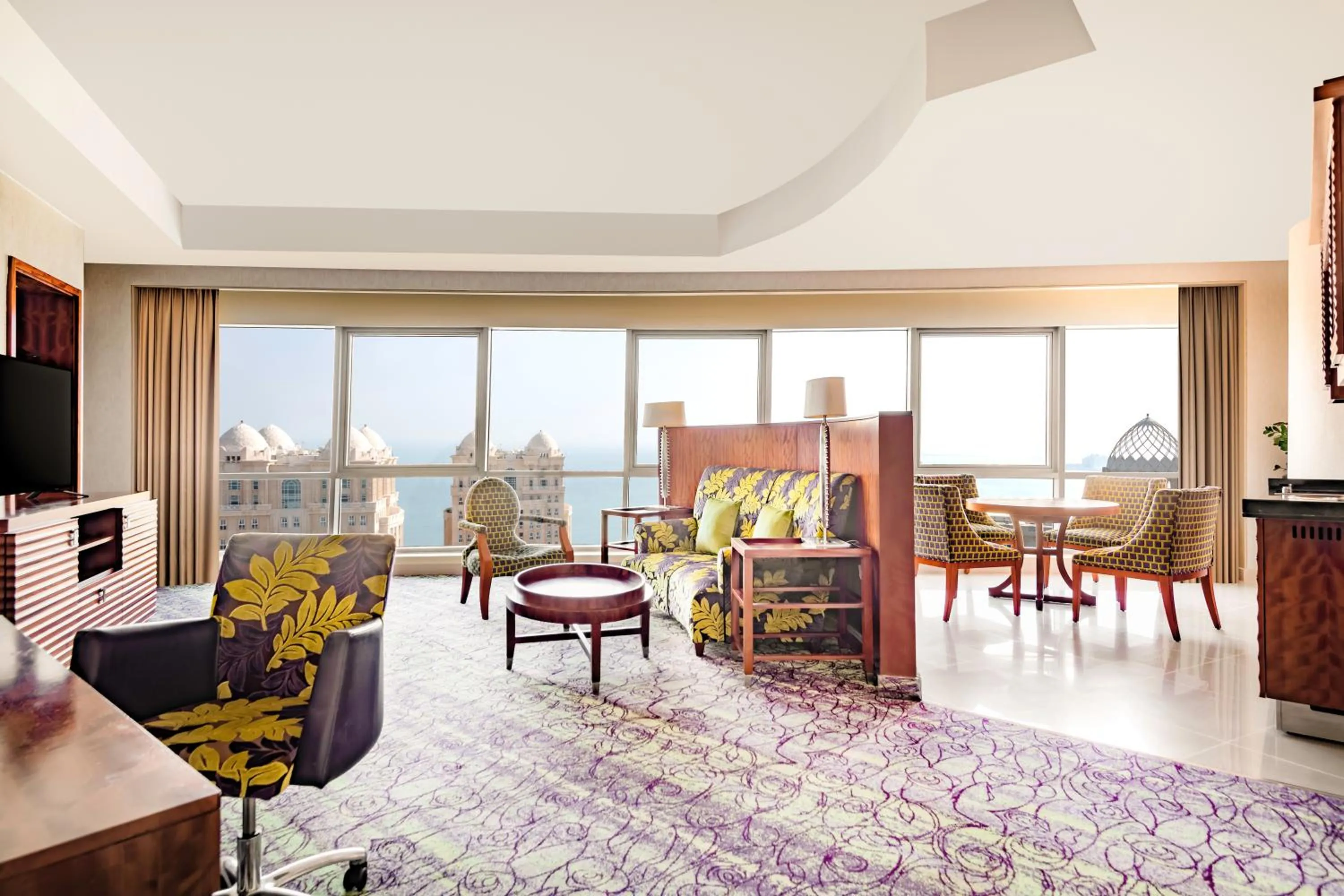 King Suite with Sea View in Qabila Westbay Hotel