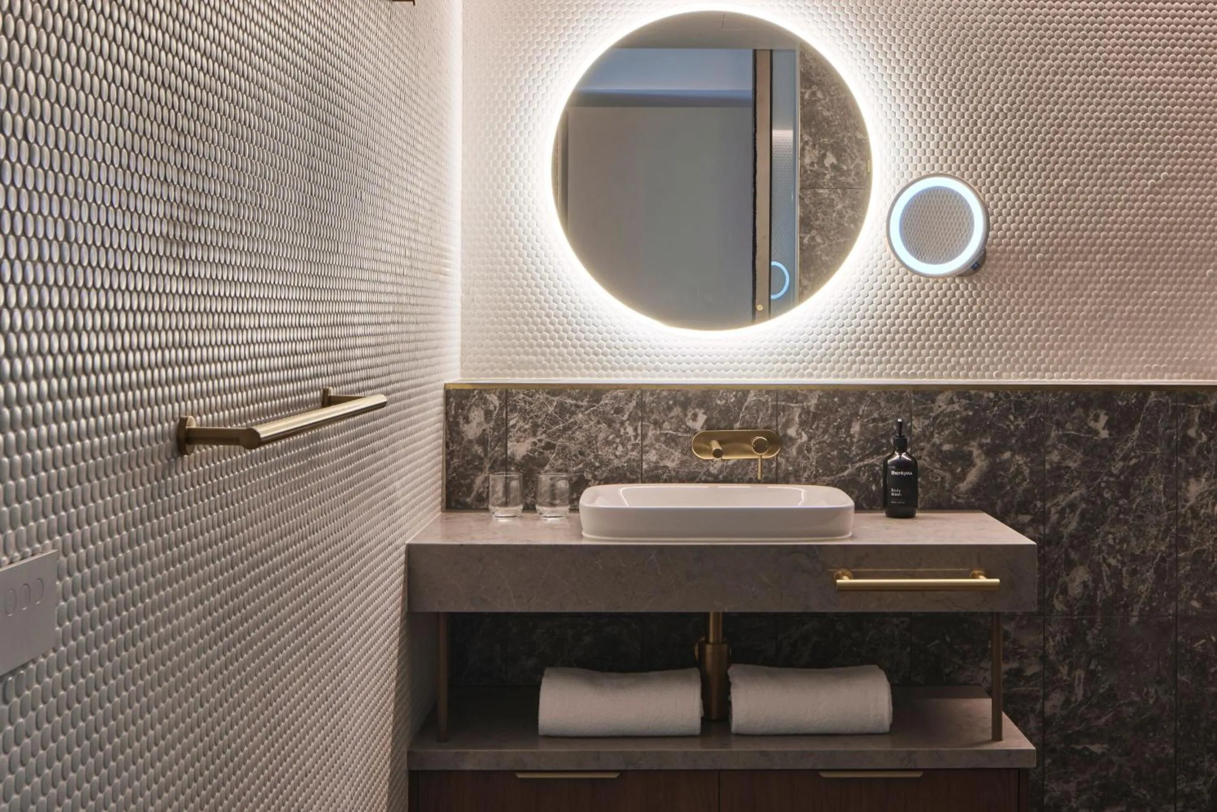 Superior One-Bedroom Apartment with Balcony in The Sebel Melbourne Ringwood