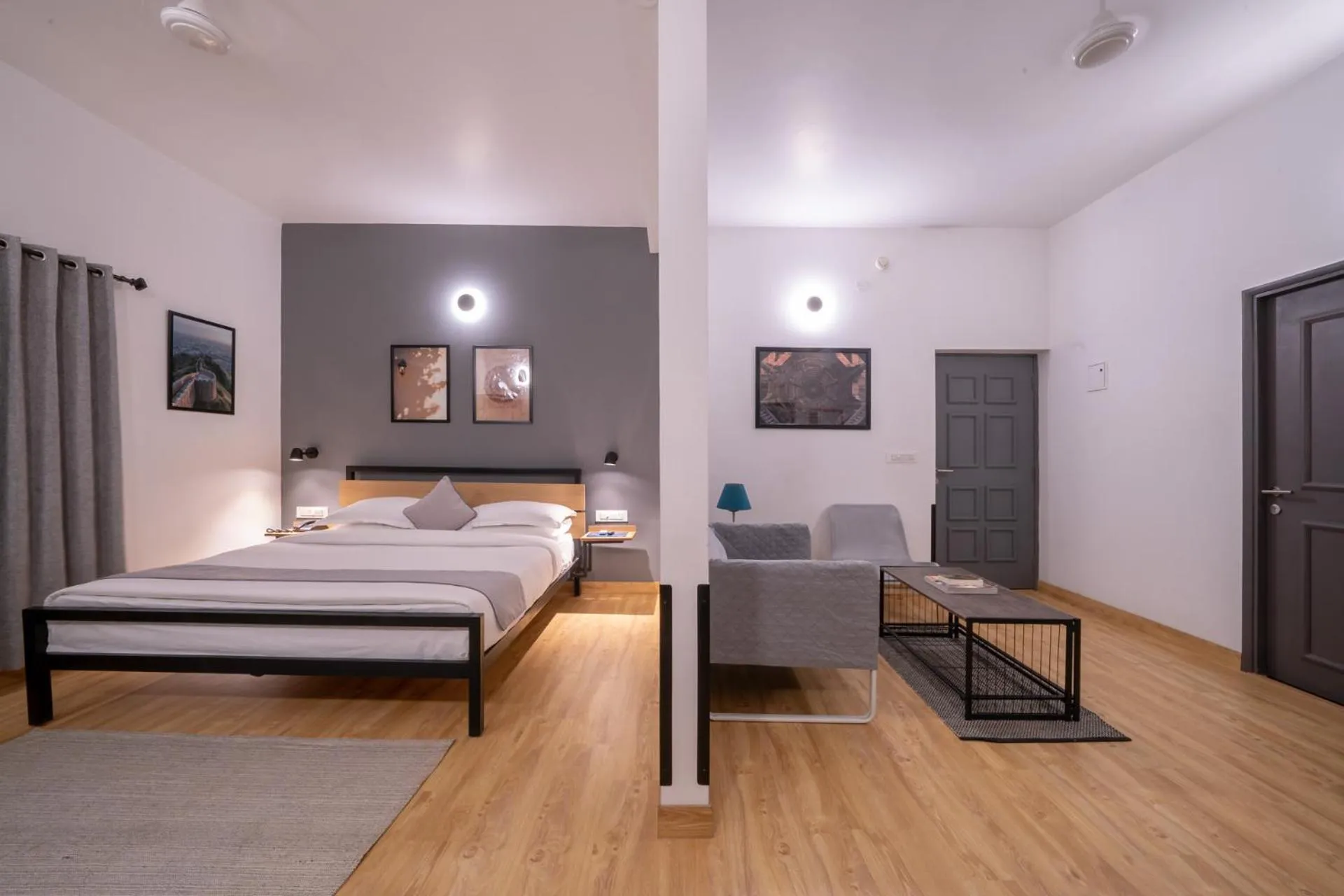 Suite in Loft 24, Mansarovar