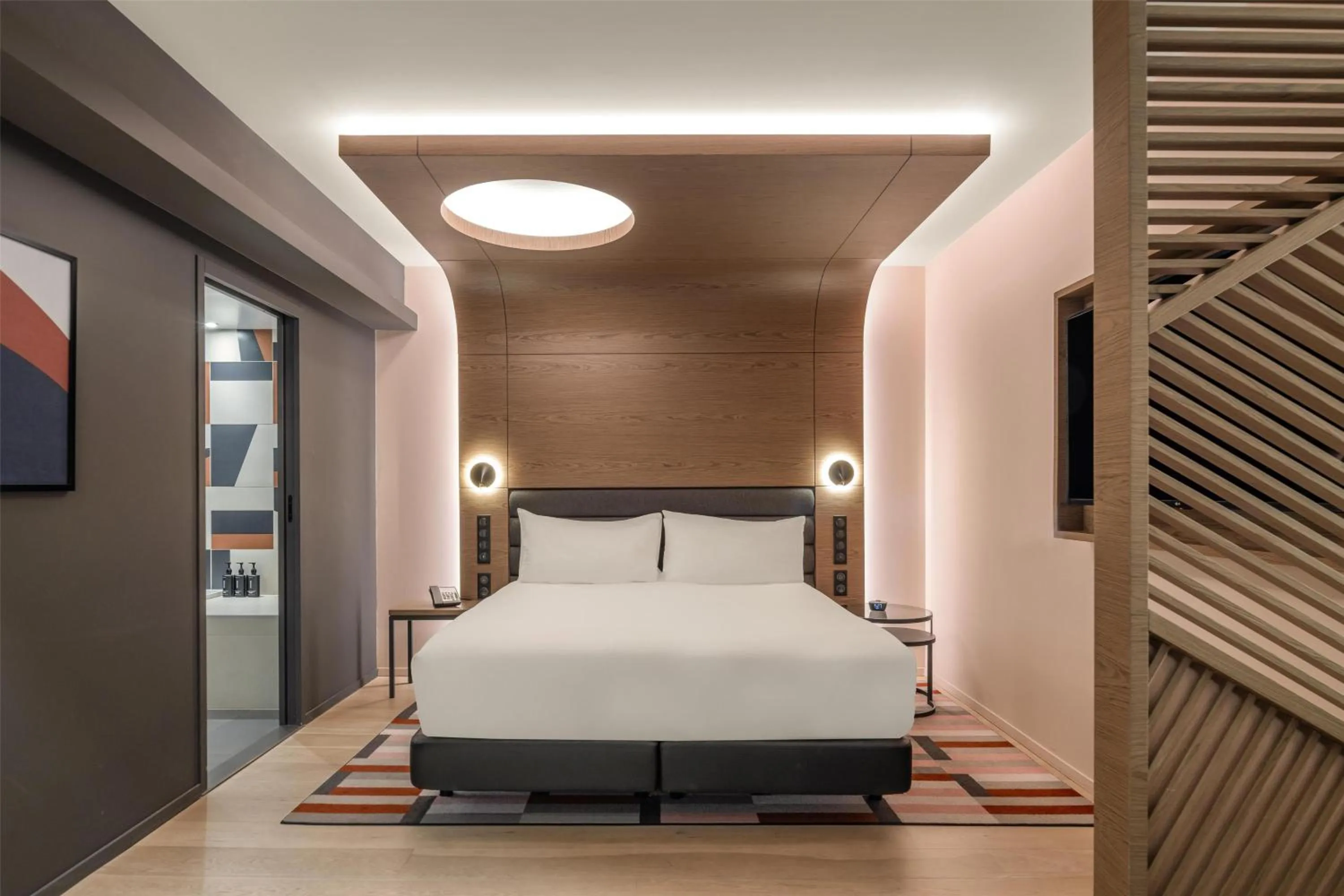 Eylau Junior Suite in Canopy By Hilton Paris Eiffel Tower