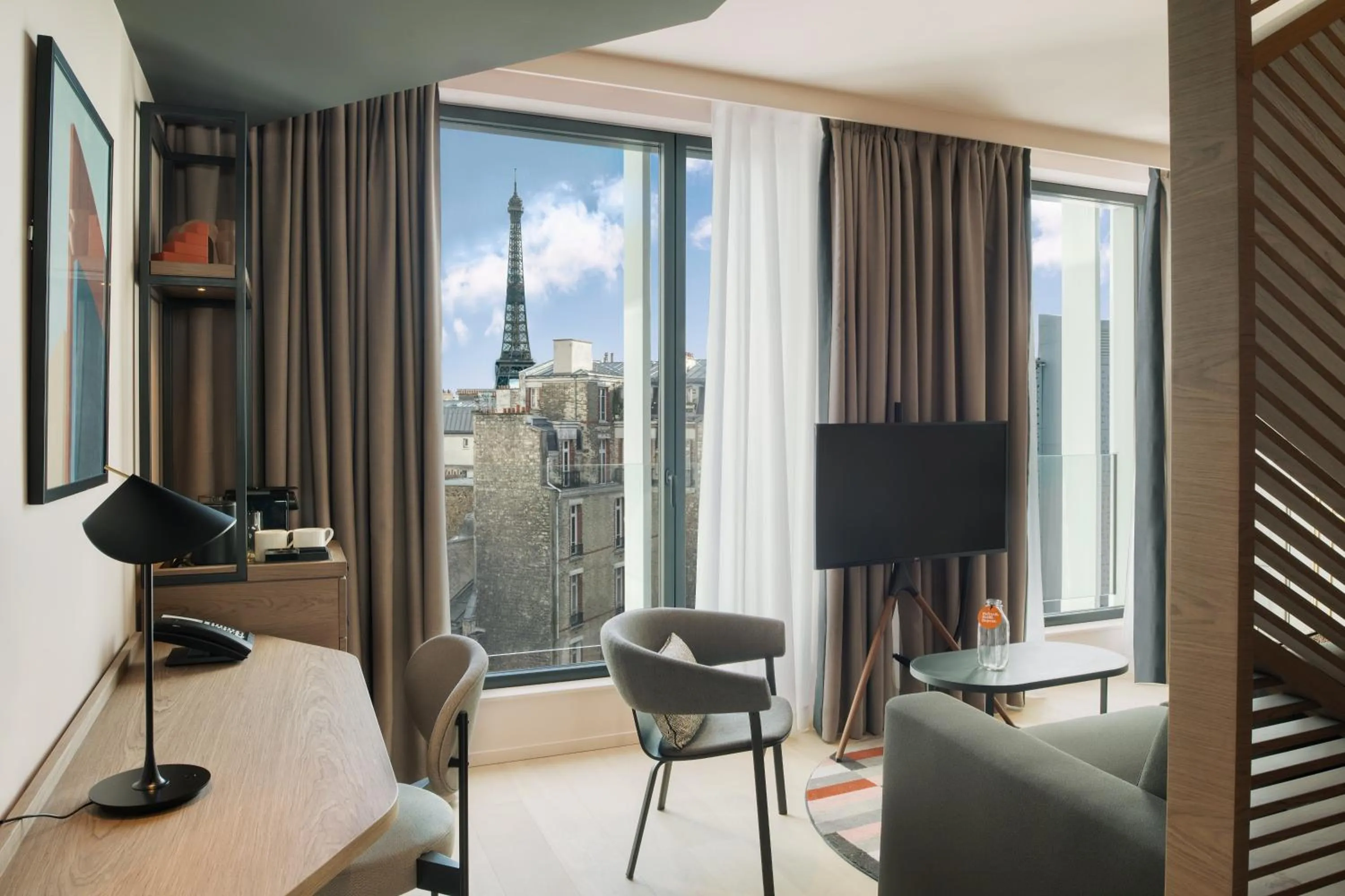 Eiffel Junior Suite in Canopy By Hilton Paris Eiffel Tower