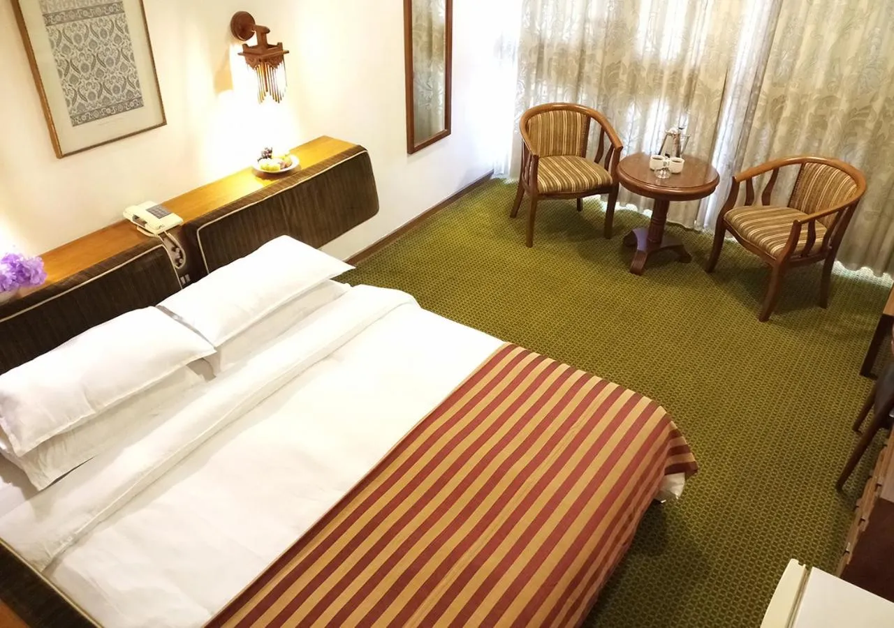 Deluxe Single Room - single occupancy in Oriental Palace Hotel