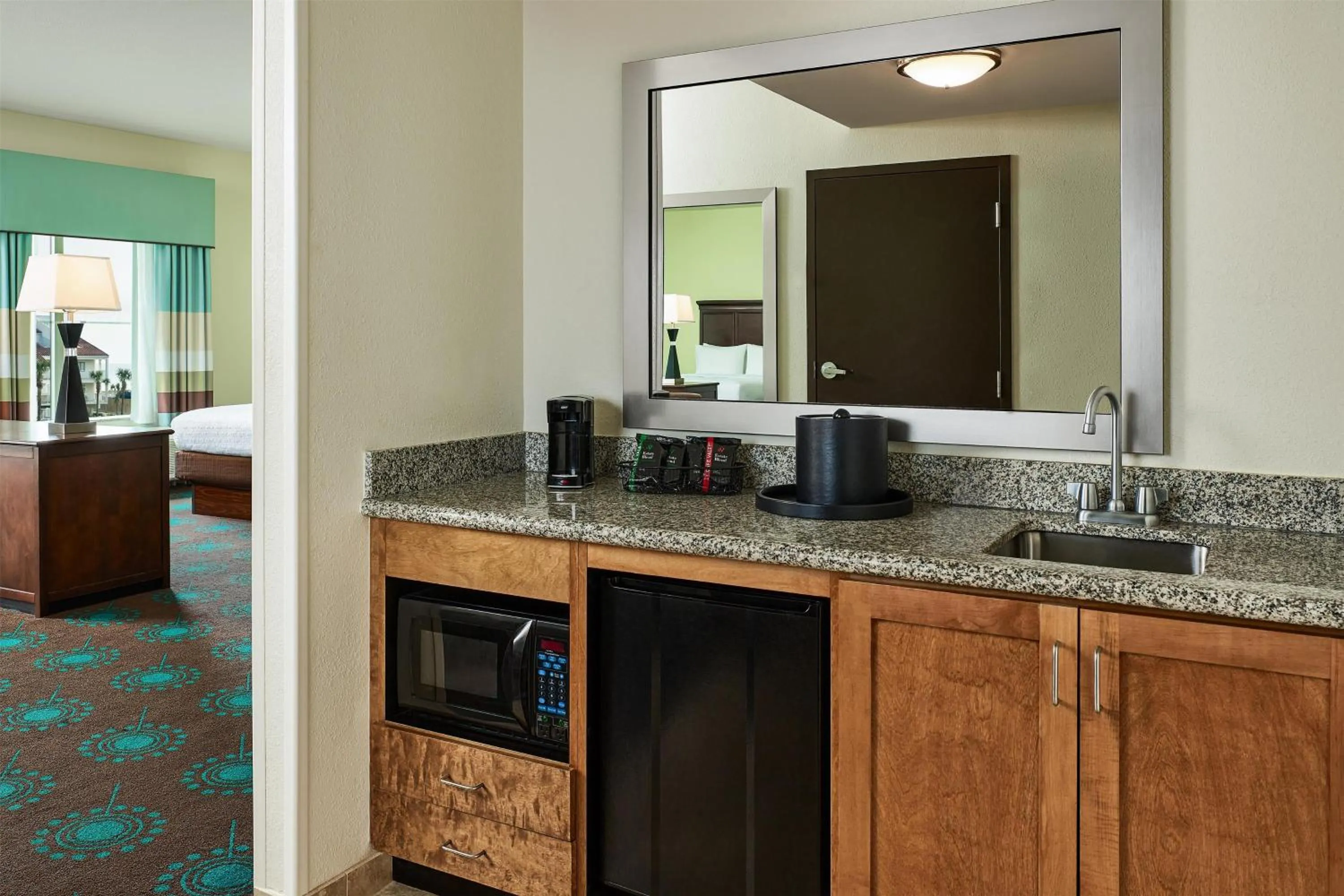 Deluxe Queen Studio Suite with Sofa Bed - Non-Smoking in Hampton Inn & Suites Destin