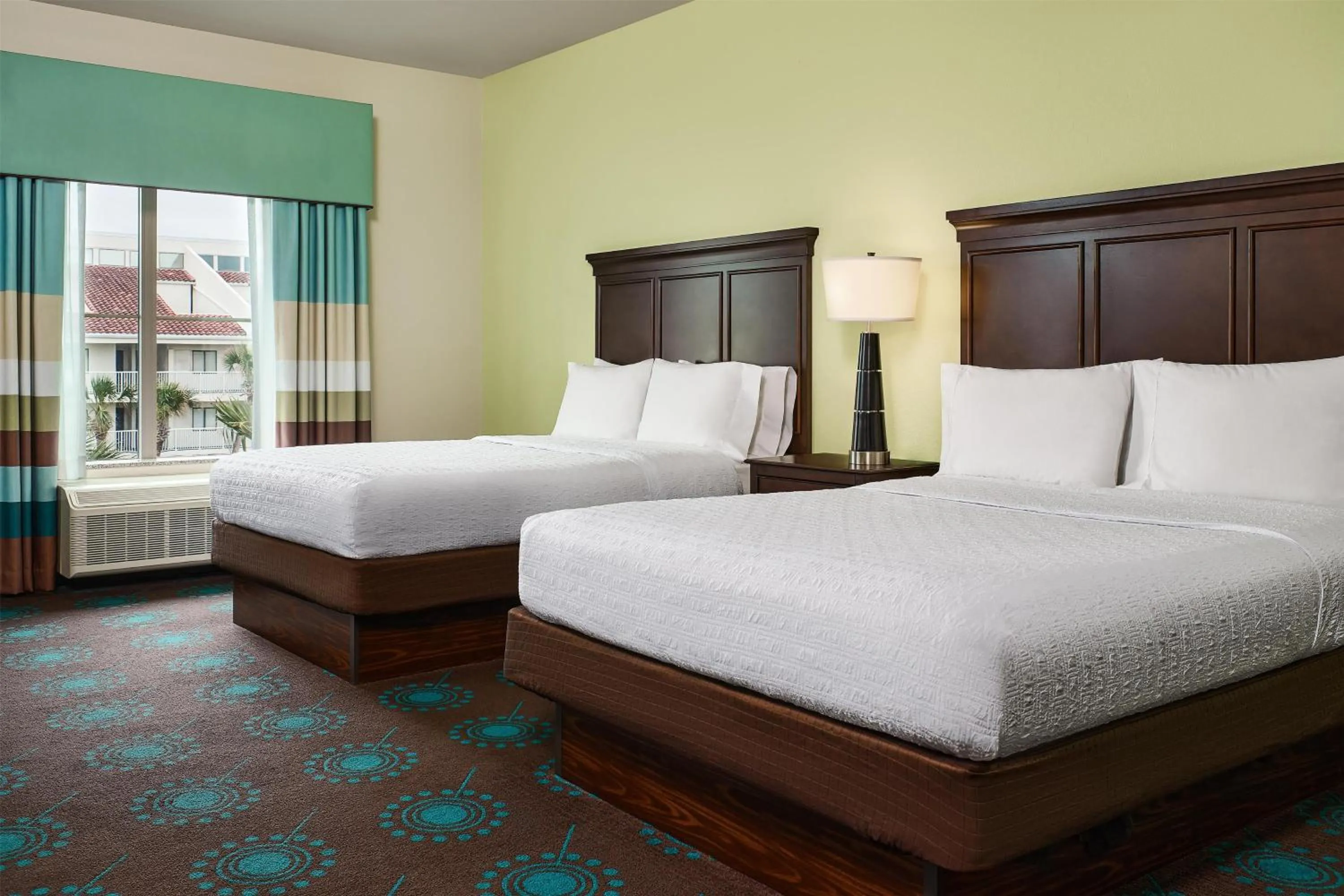 Deluxe Queen Studio Suite with Partial Gulf View - Non-Smoking in Hampton Inn & Suites Destin