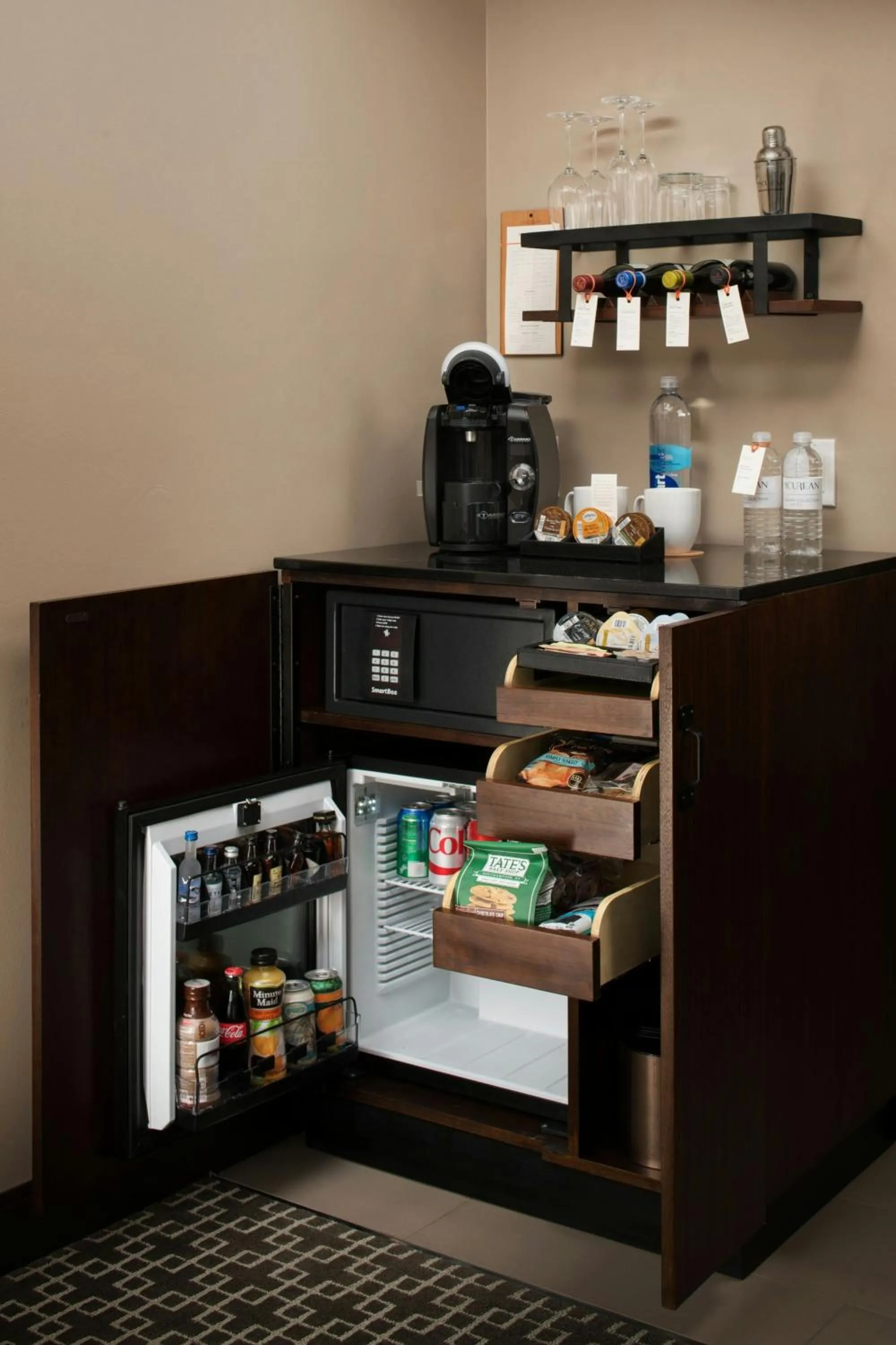 Queen Room with Two Queen Beds - Non-Smoking in Epicurean Hotel, Autograph Collection