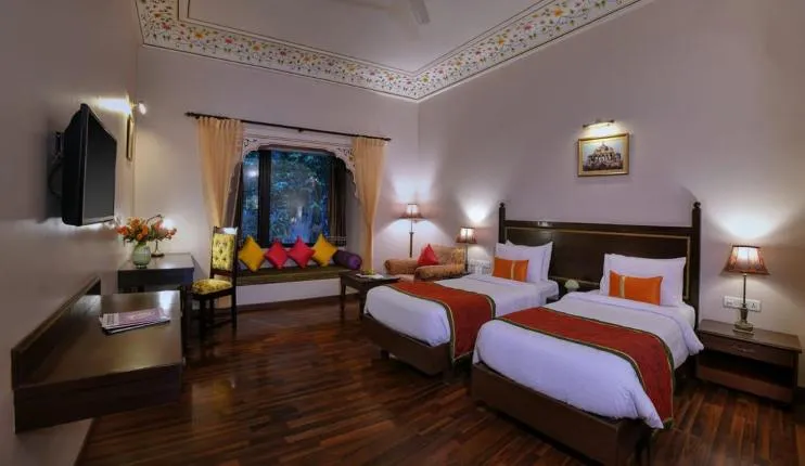 Deluxe Twin Room in Anuraga Palace