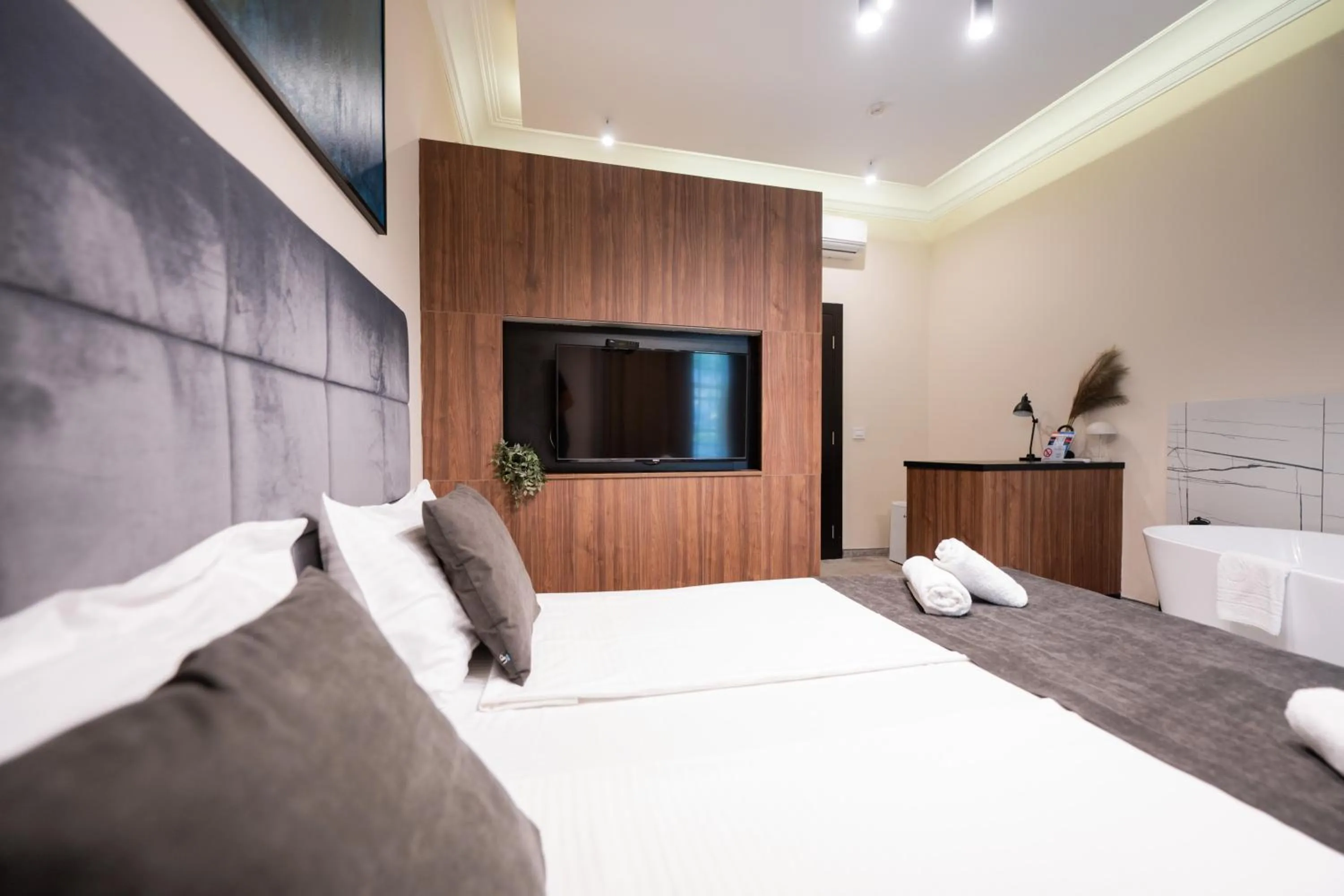 Superior Double Room - Annex in Boutique Hotel Kings Palace