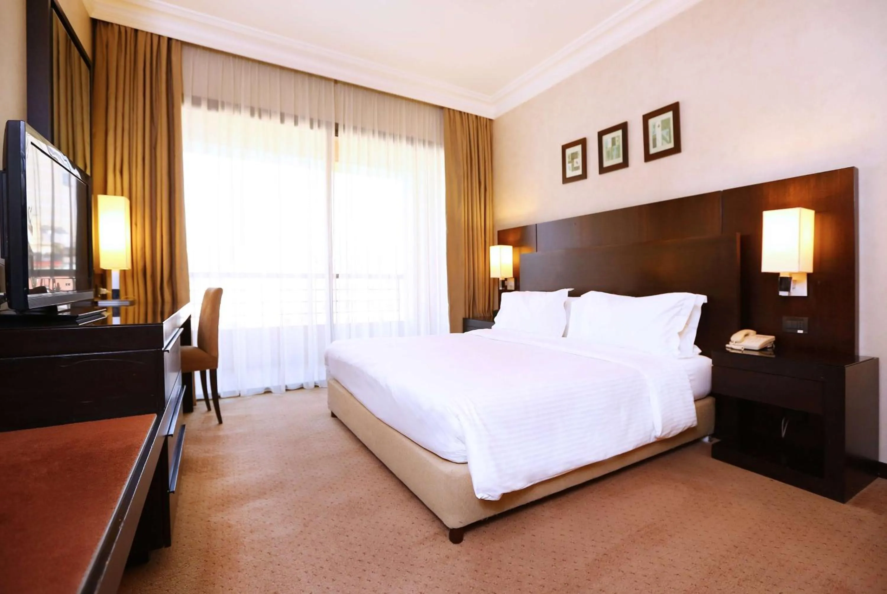 Premium King Room - Non-Smoking in Ramada Plaza by Wyndham Beirut Raouche