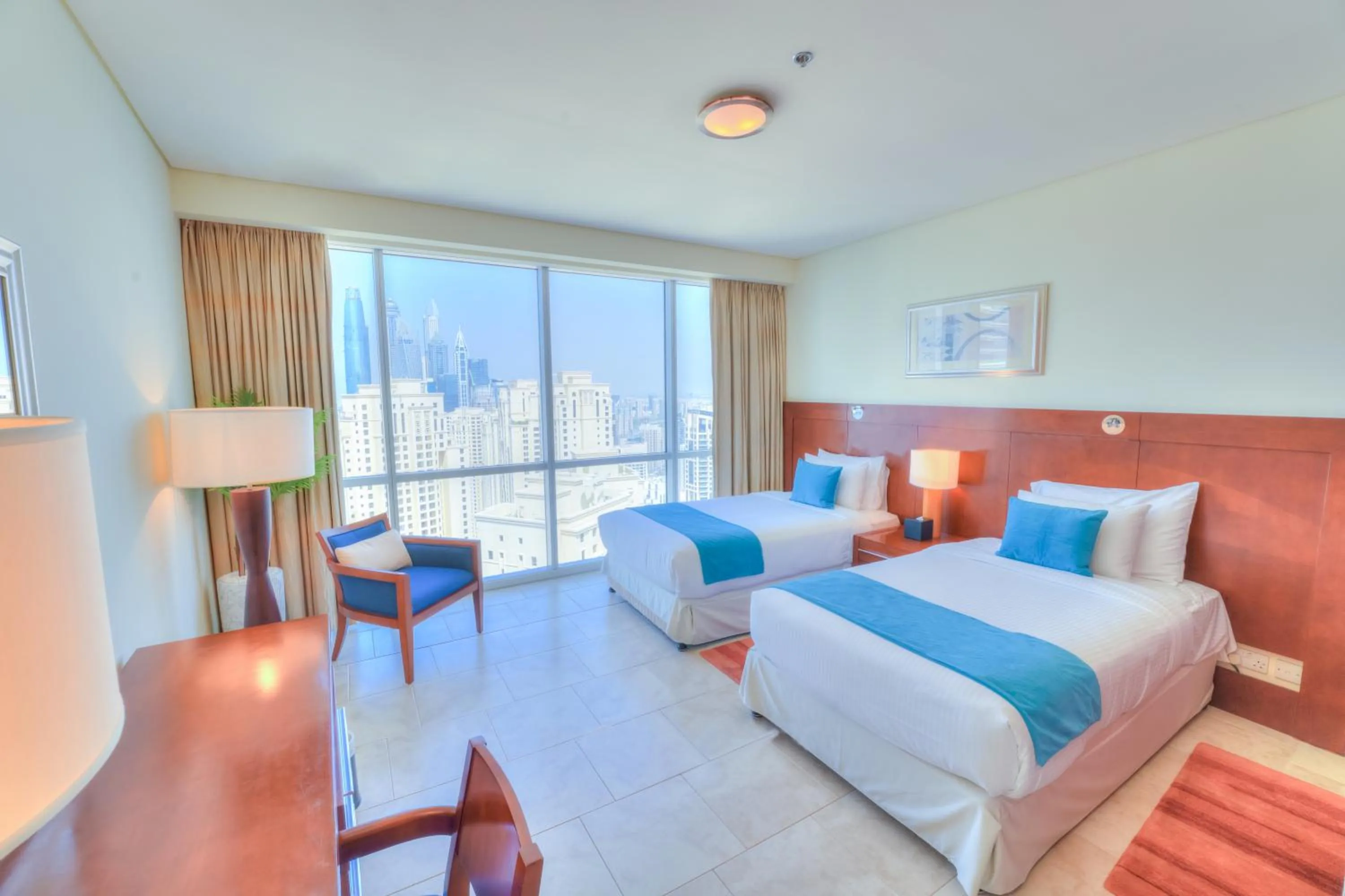 Deluxe Two-Bedroom Suite in Blue Beach Tower The Walk JBR