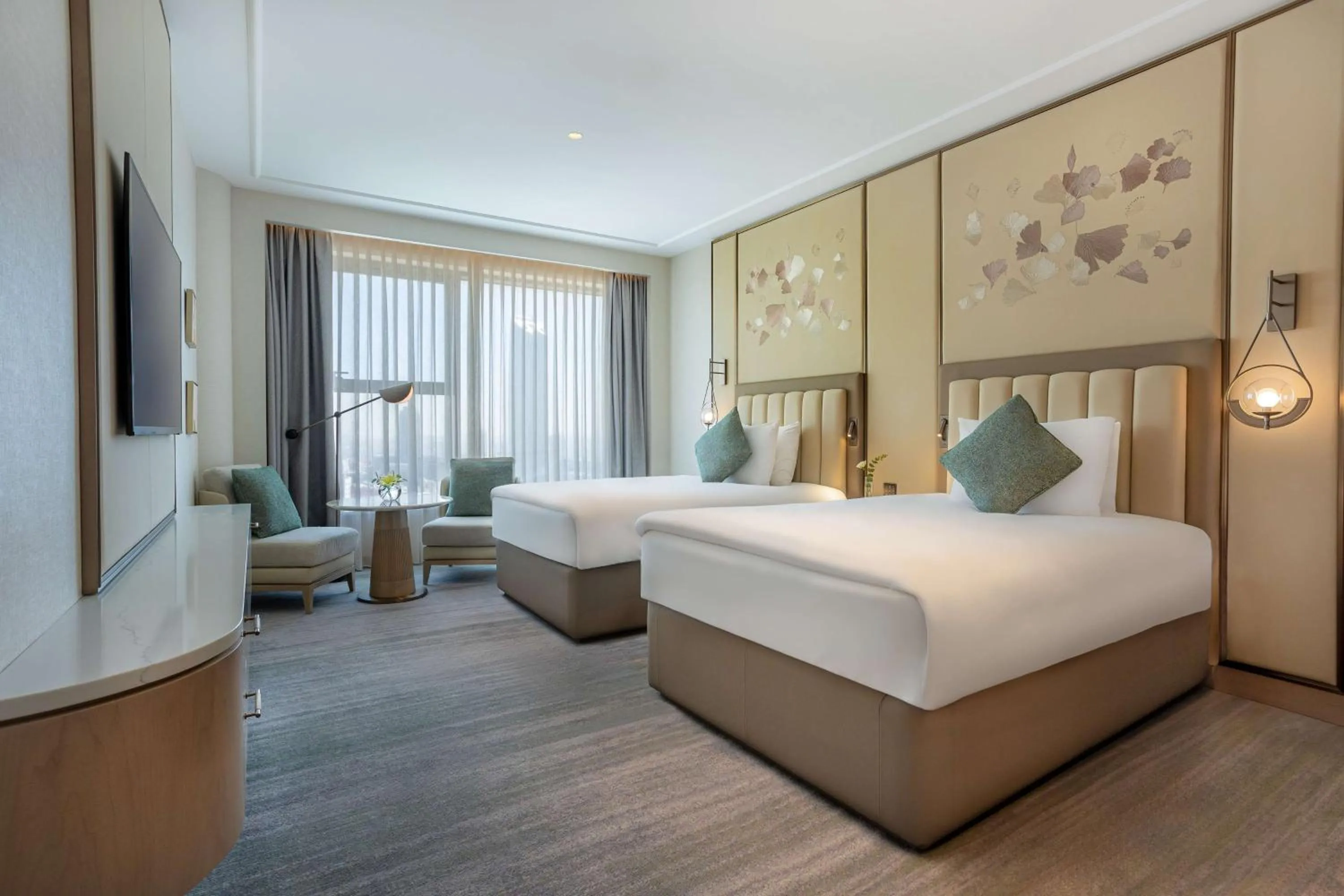 Room with Two Double Beds - Club Signia - City View in Kempinski Hotel Amman