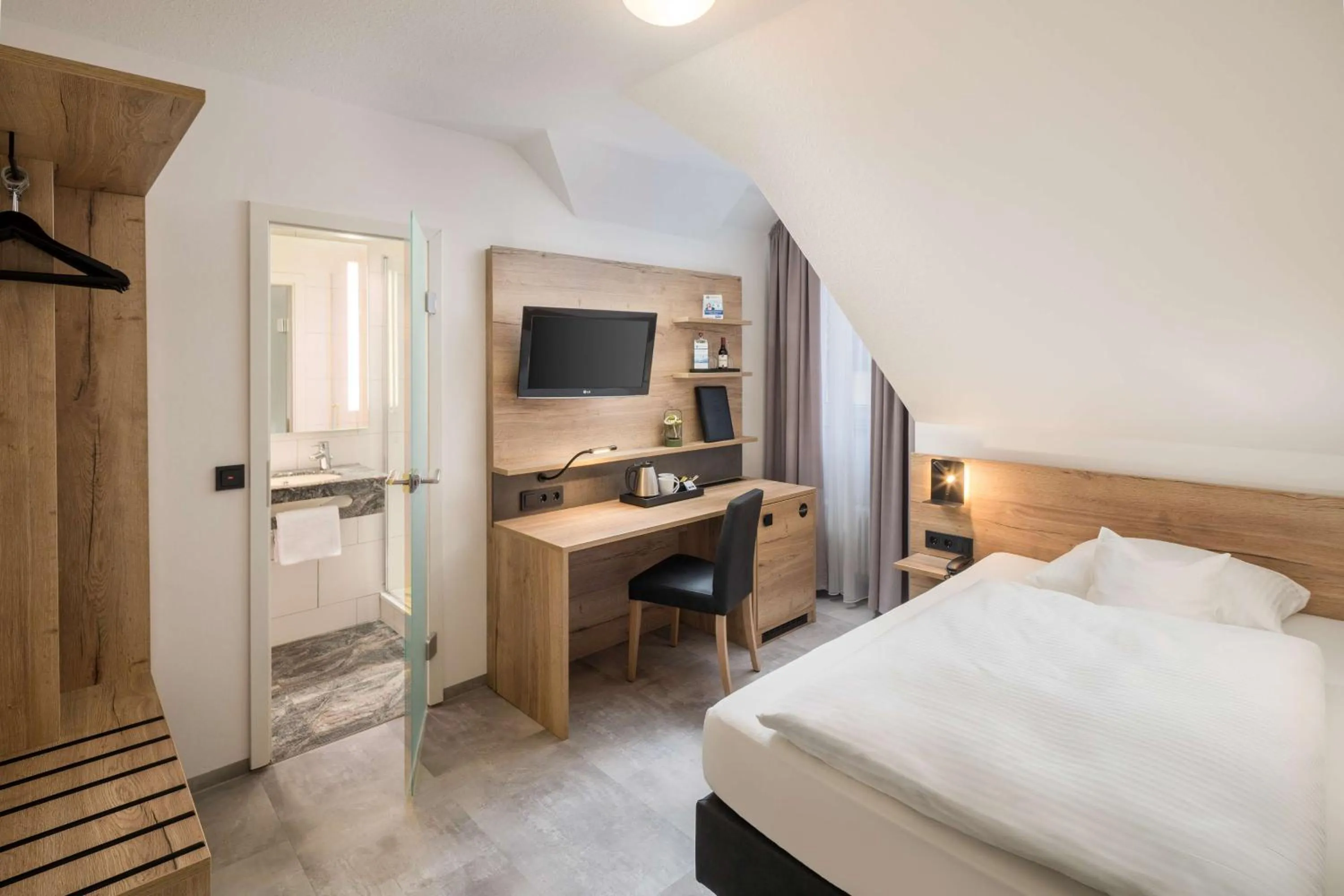 Comfort Single Room in Best Western Hotel Favorit