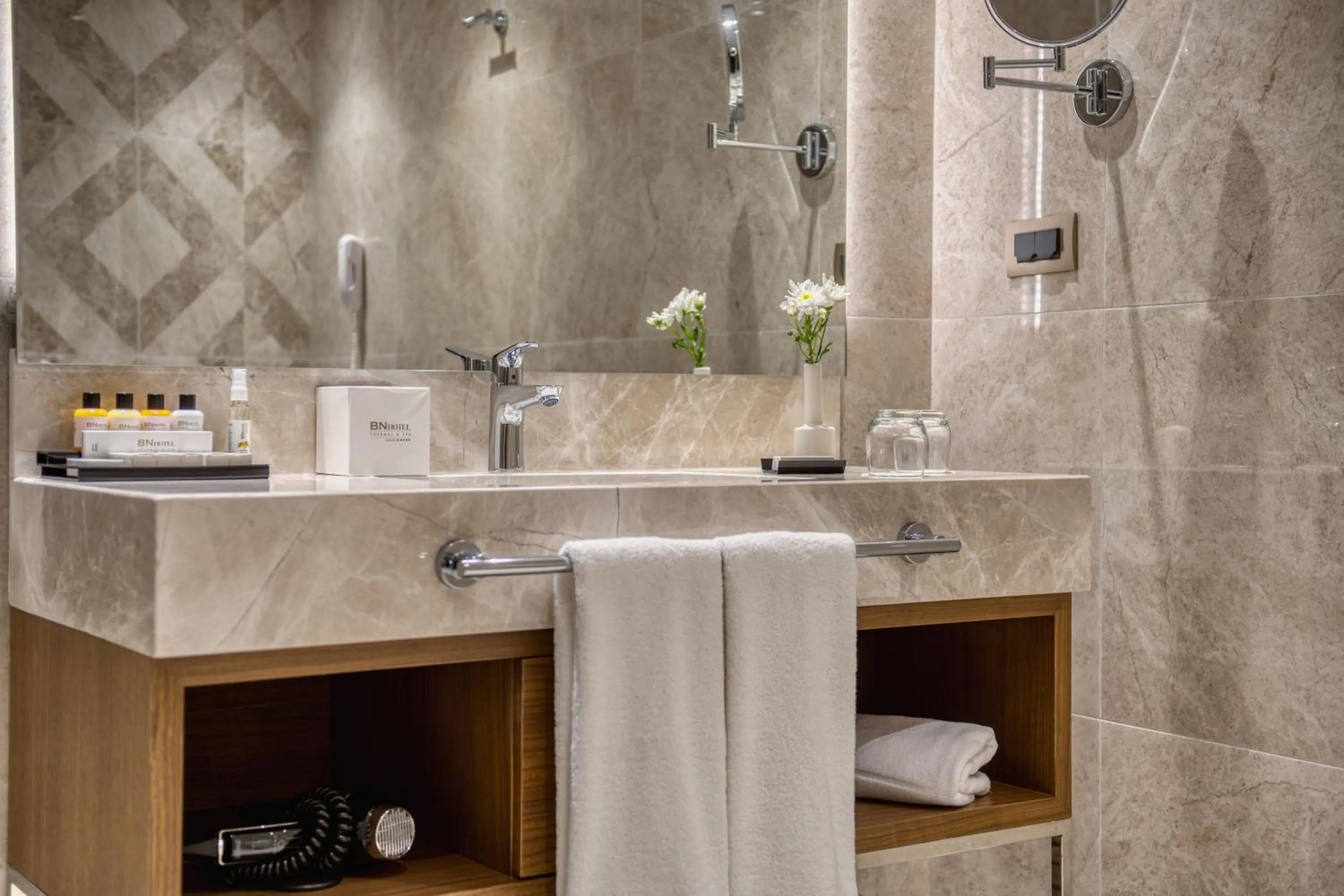 Deluxe Twin Room - single occupancy in BN Hotel Thermal & Wellness