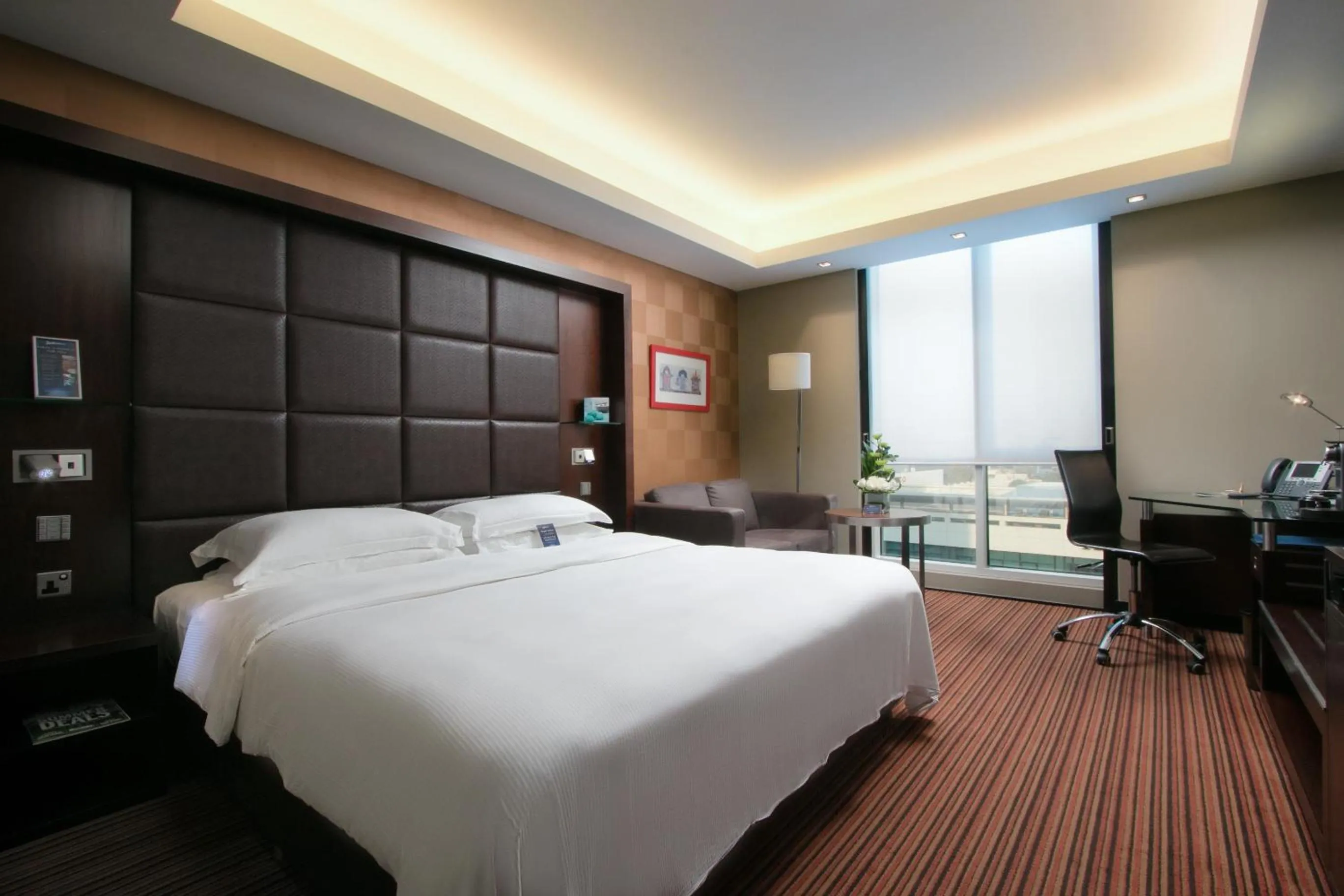 Premium Room in Radisson Blu Hotel, Dubai Media City