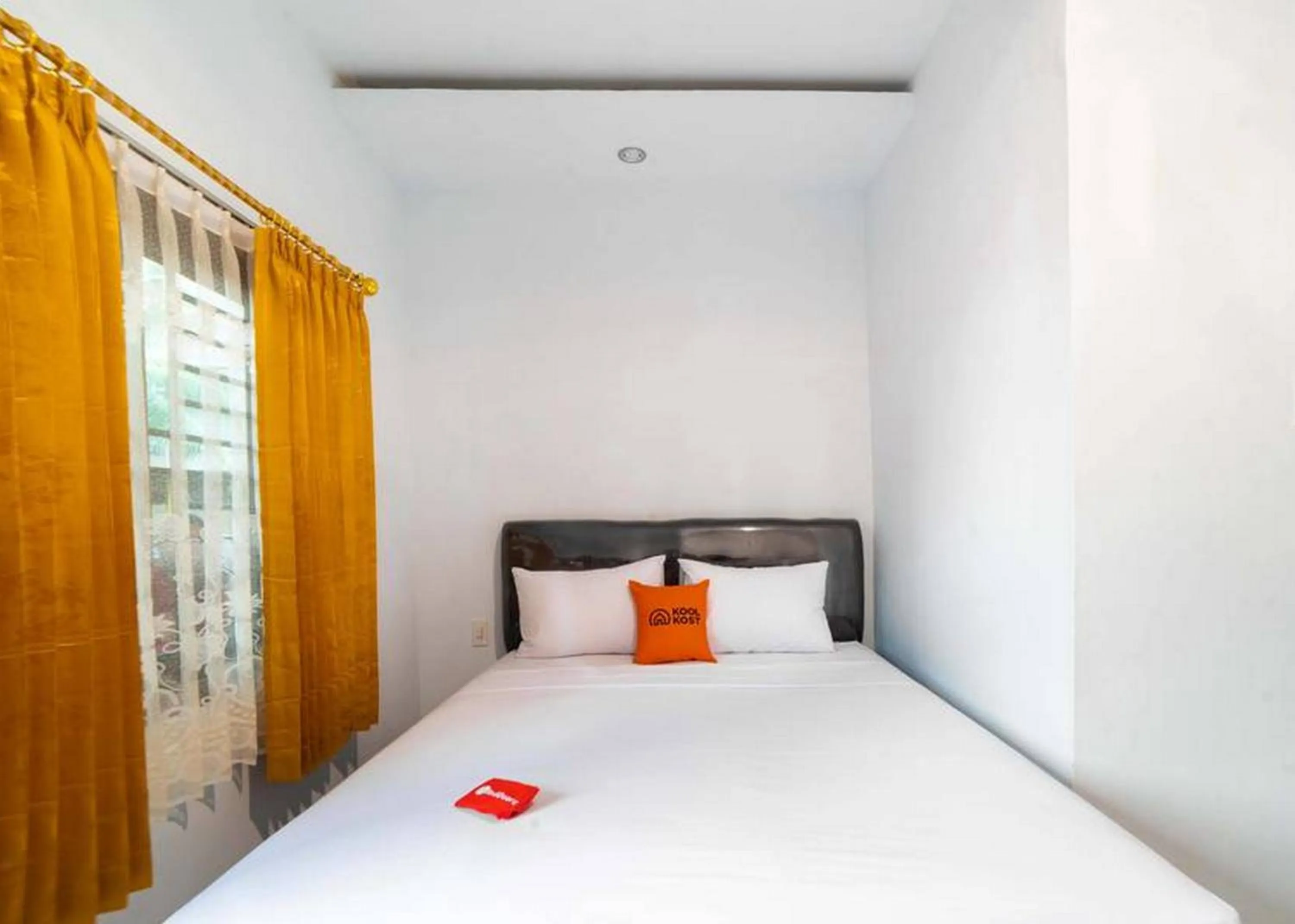 Standard Double Room in KoolKost near Wisata Purwahamba Indah Tegal