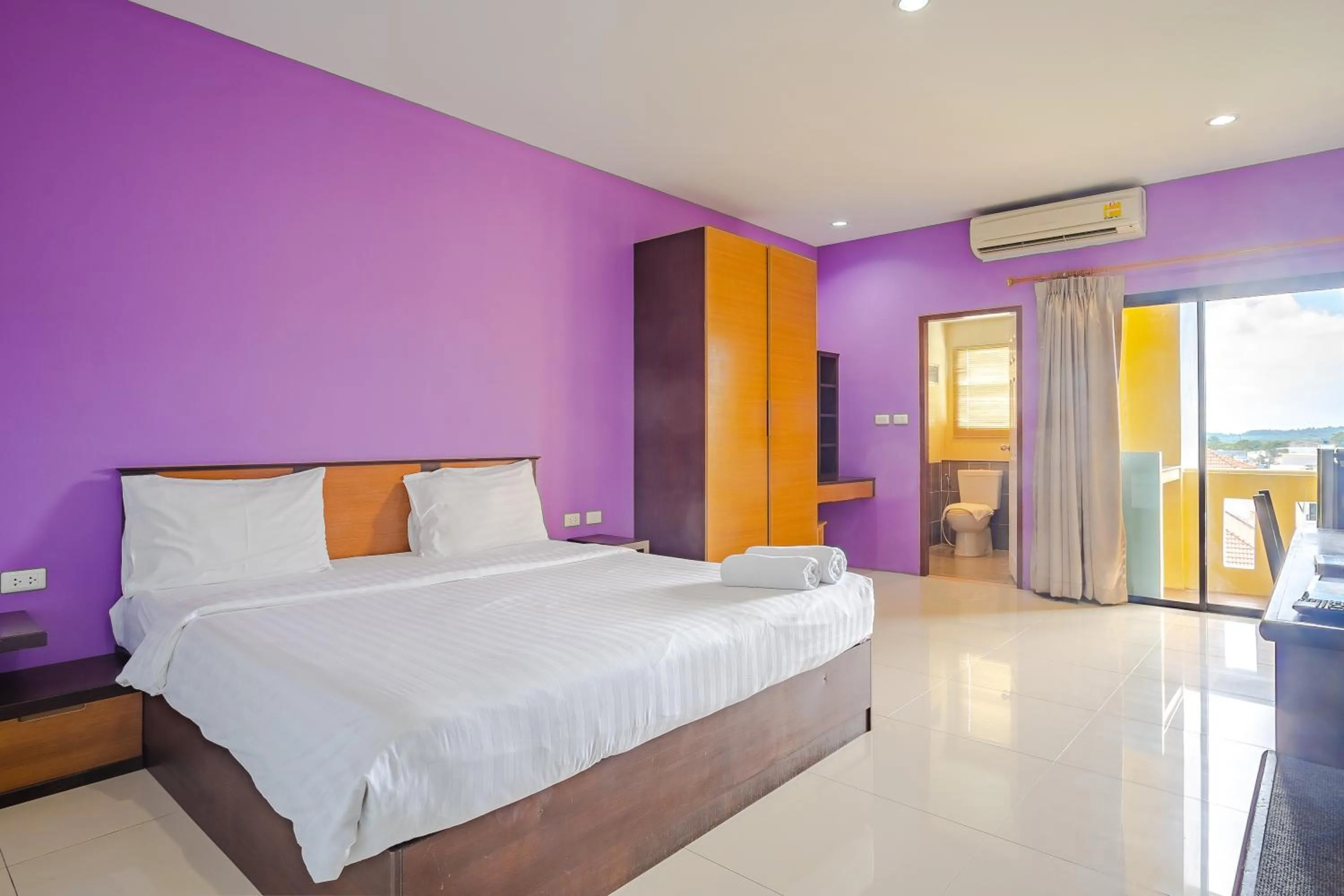 Standard Double Room in AJ Residence