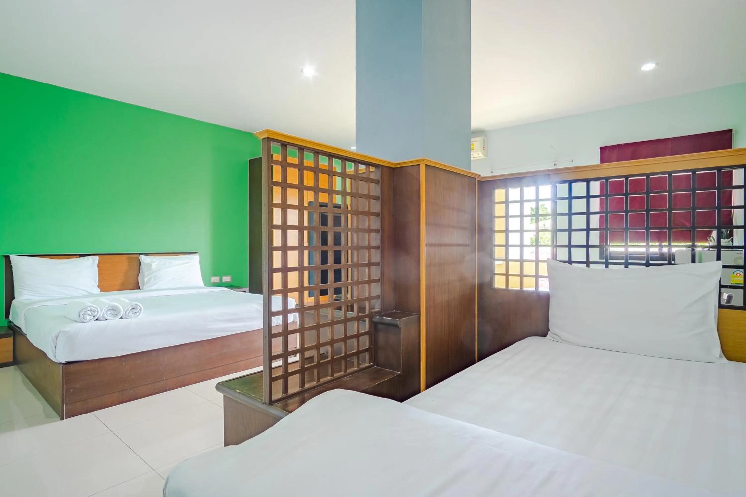 Triple Room in AJ Residence