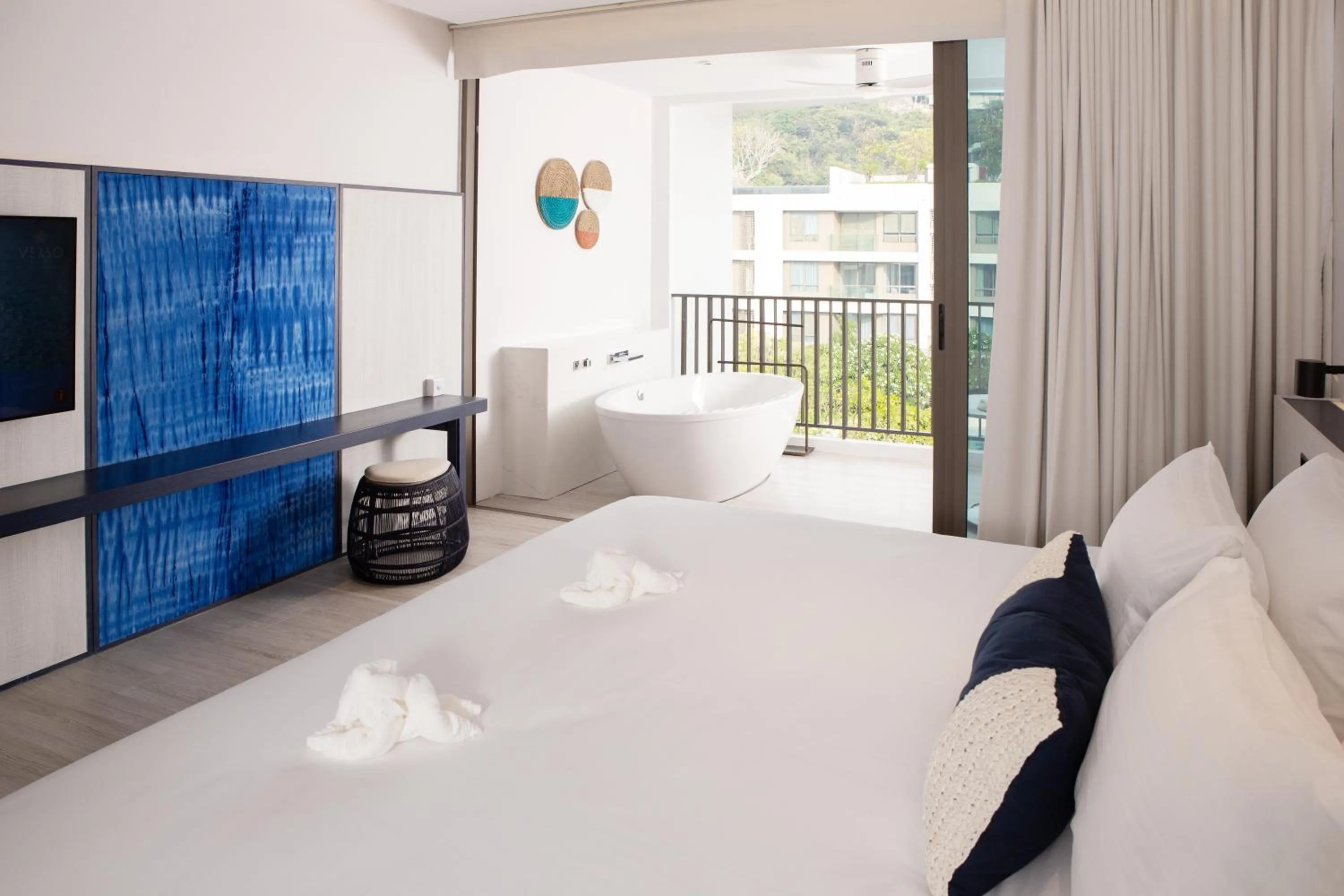 Deluxe King Room in VERSO Hua Hin - a Veranda Collection