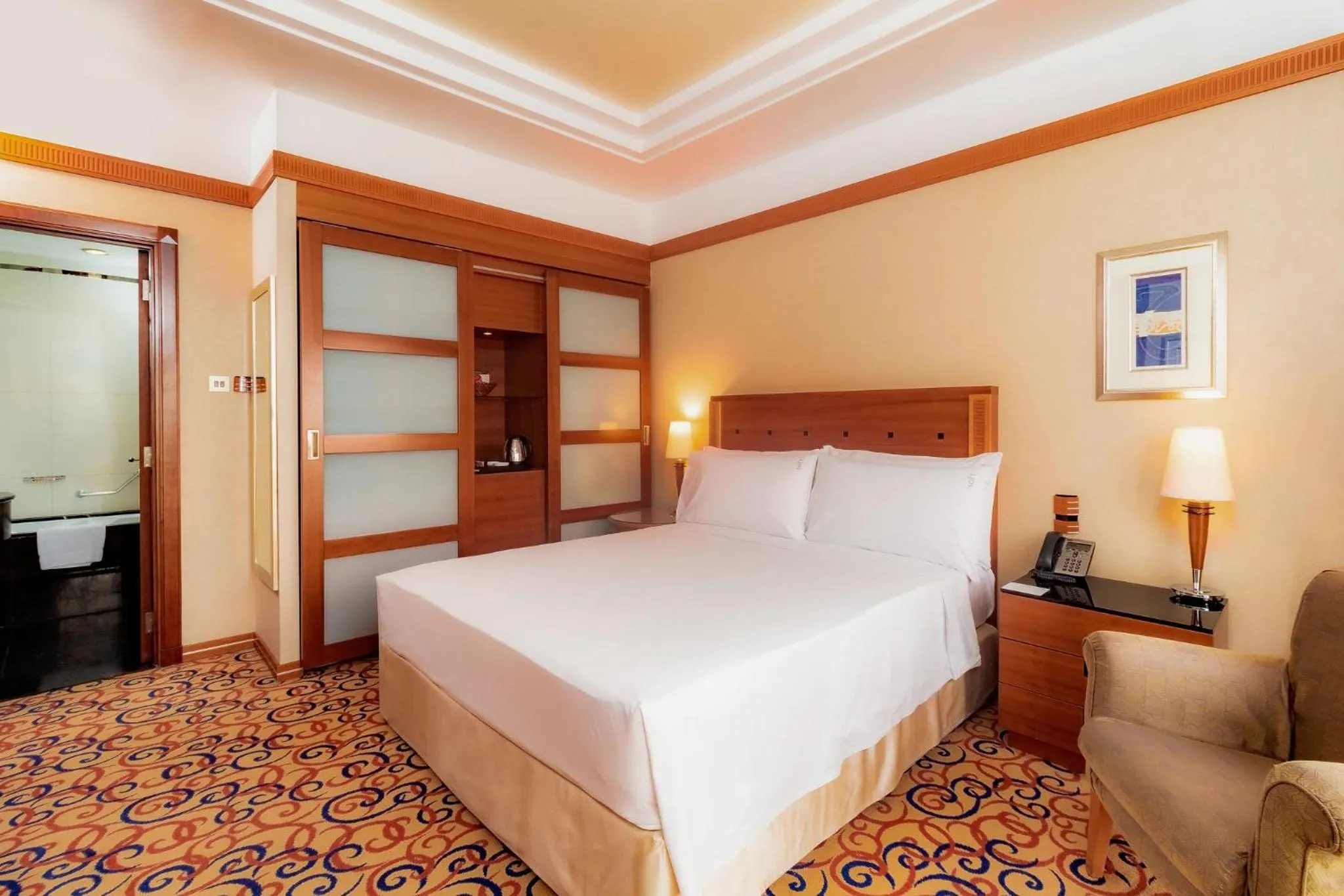 Standard Queen Room in Holiday Inn Kuwait by IHG
