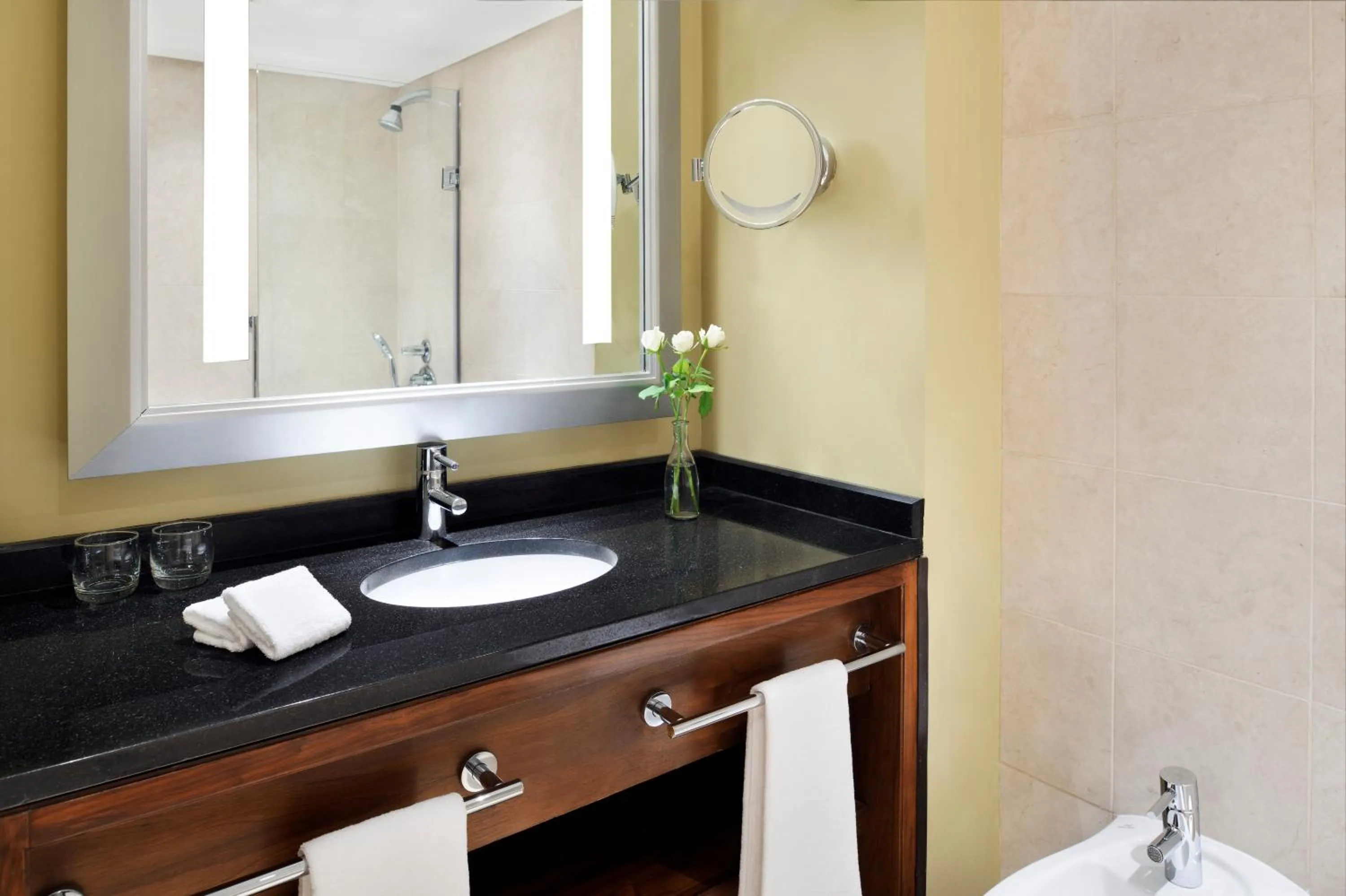 Classic King Room in InterContinental Amman Jordan by IHG