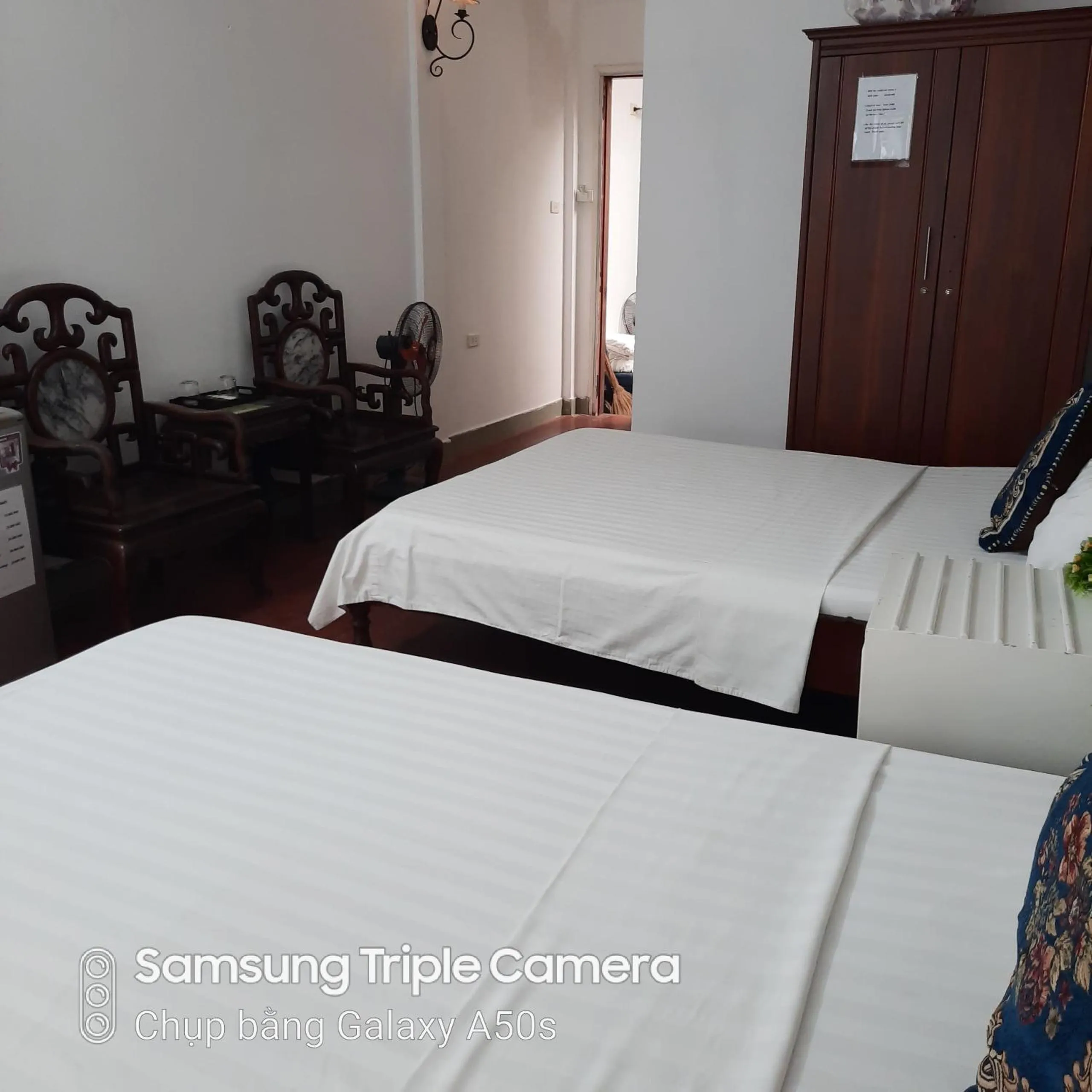 Deluxe Double or Twin Room with Balcony in Hanoi Carina Hotel