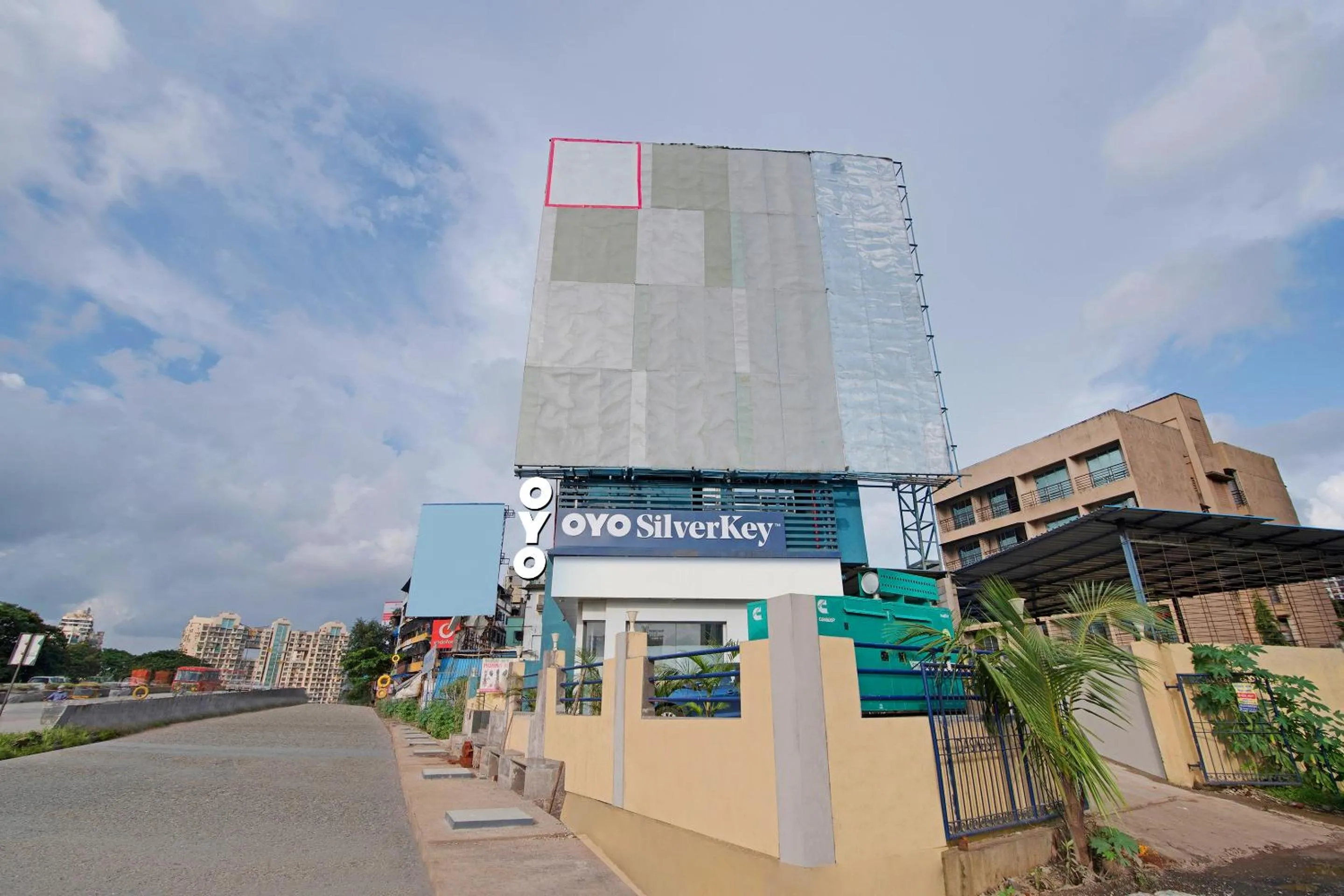 Hotel O Nirsukh Palace