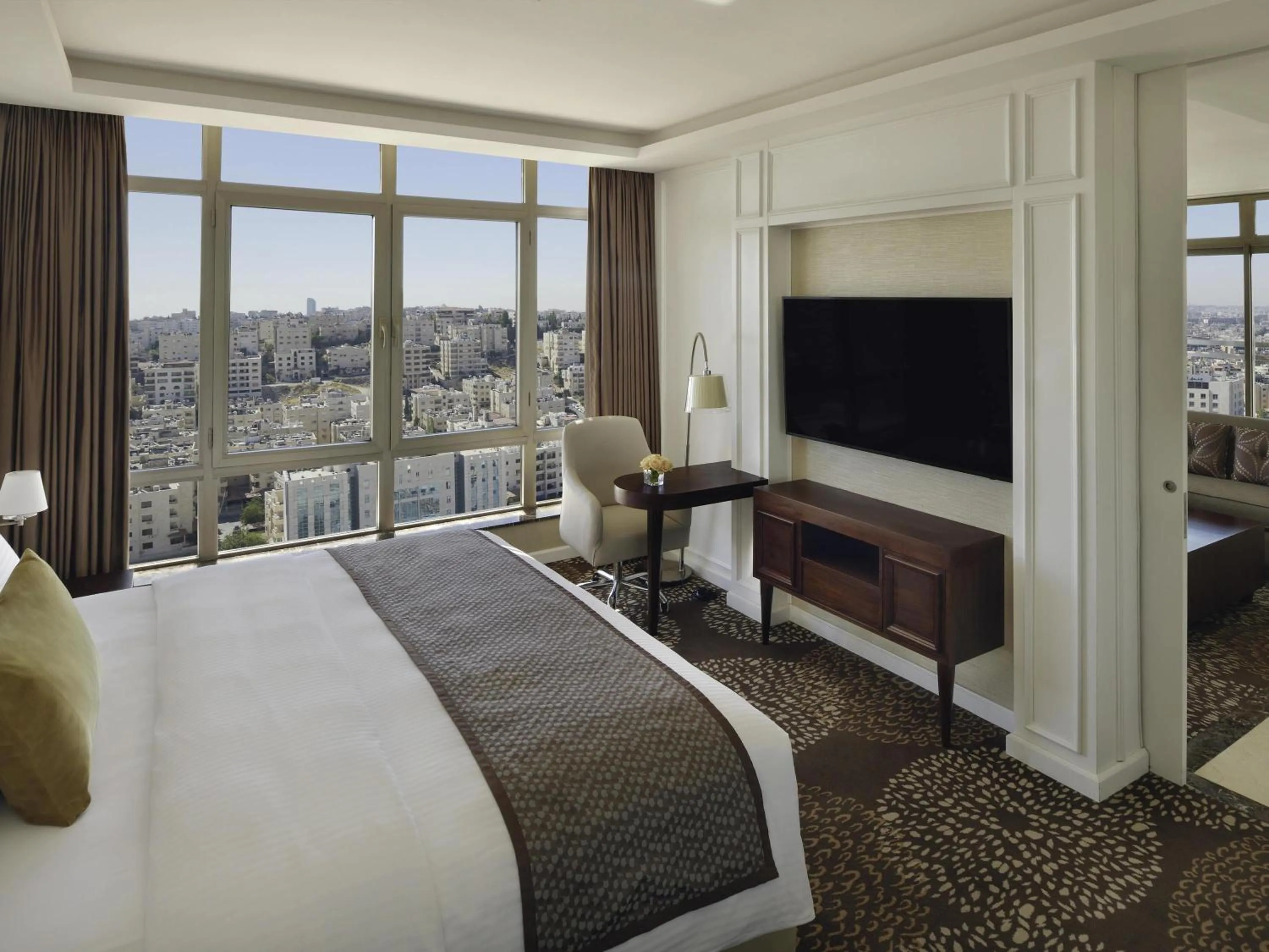 Presidential Suite King in Mövenpick Hotel Amman