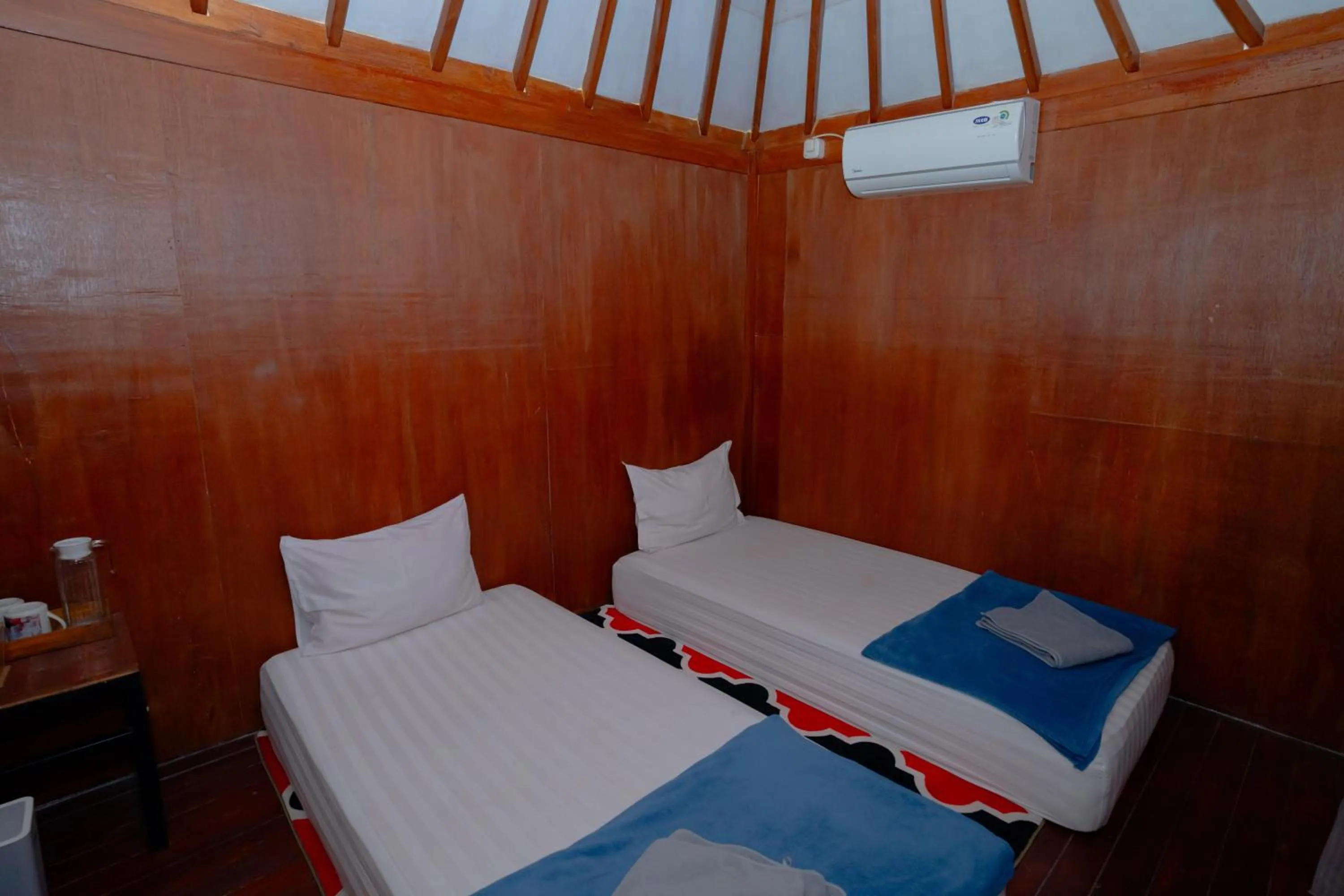 Suite in RedDoorz Syariah near Lombok Epicentrum Mall