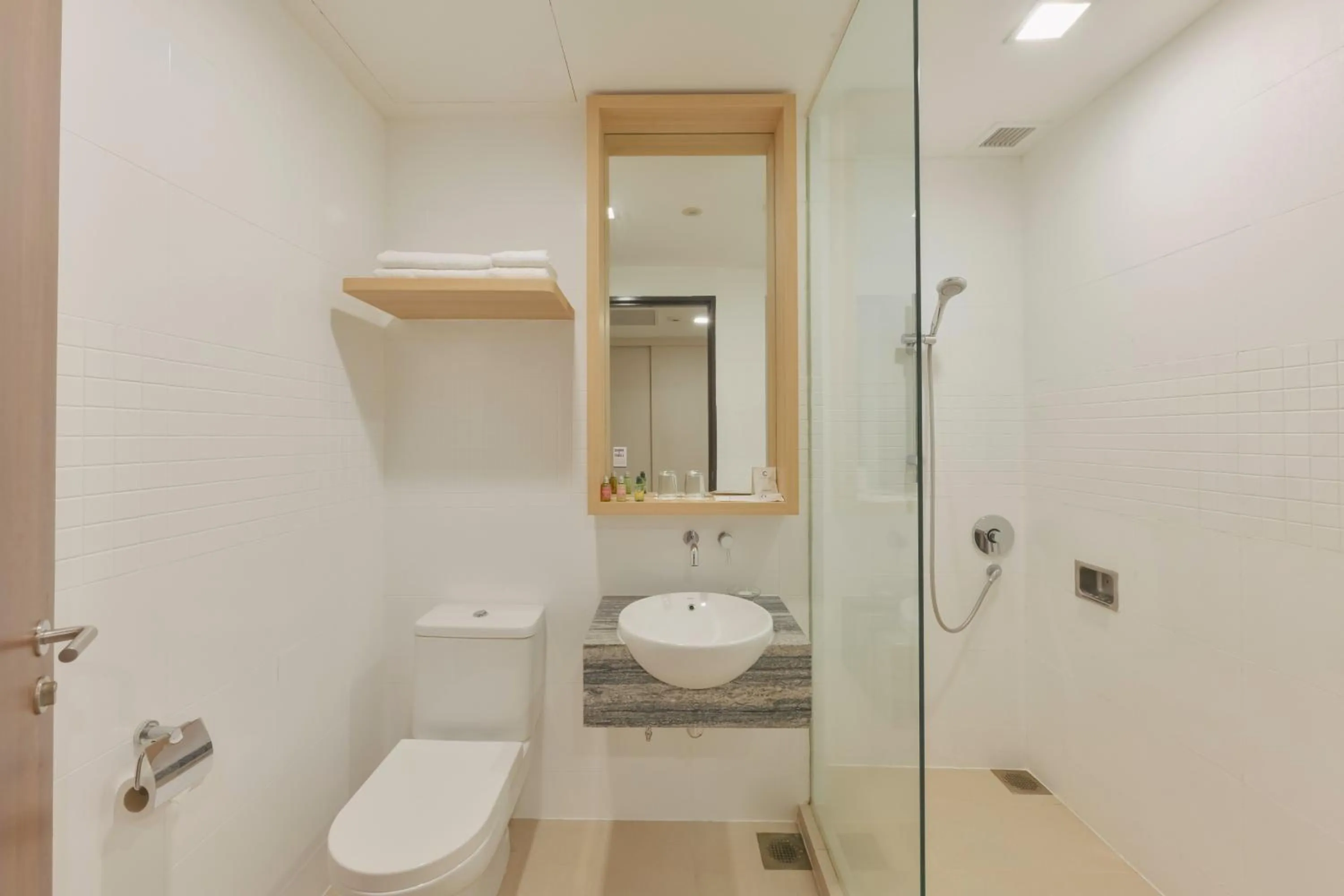 Standard Twin Room in Changi Cove