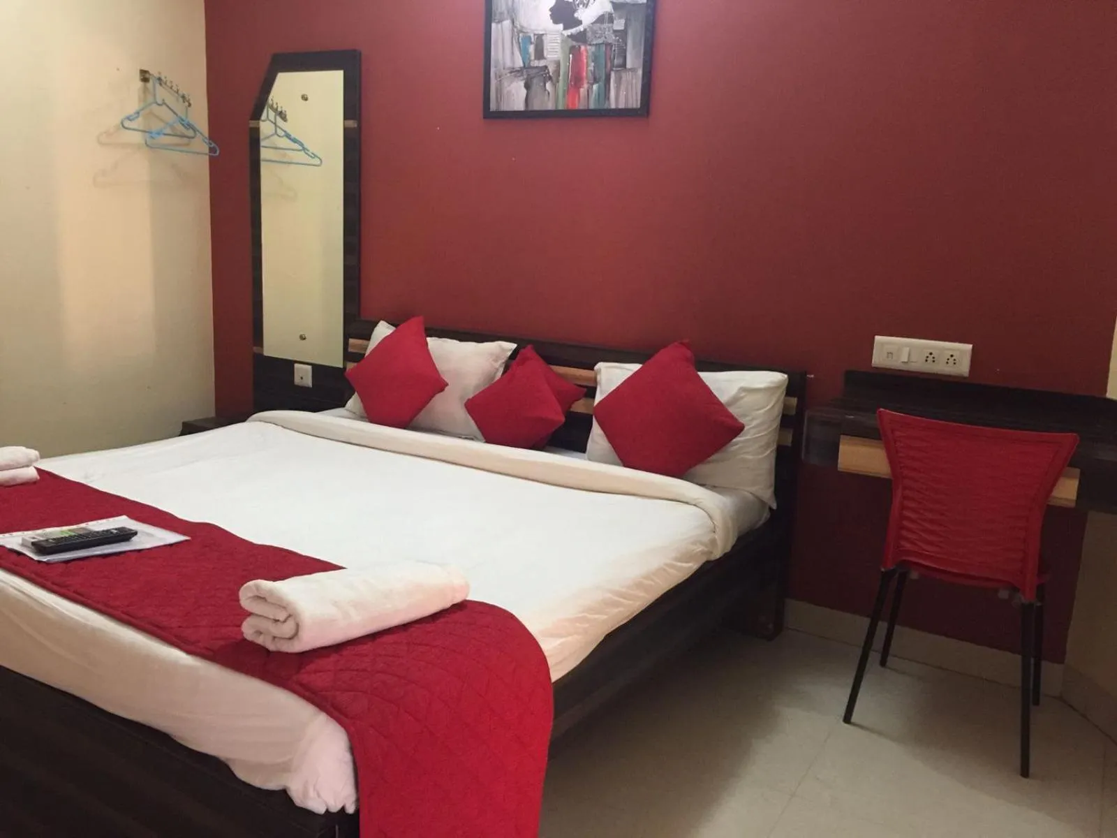 Deluxe Double or Twin Room in Igatpuri Hills Retreat