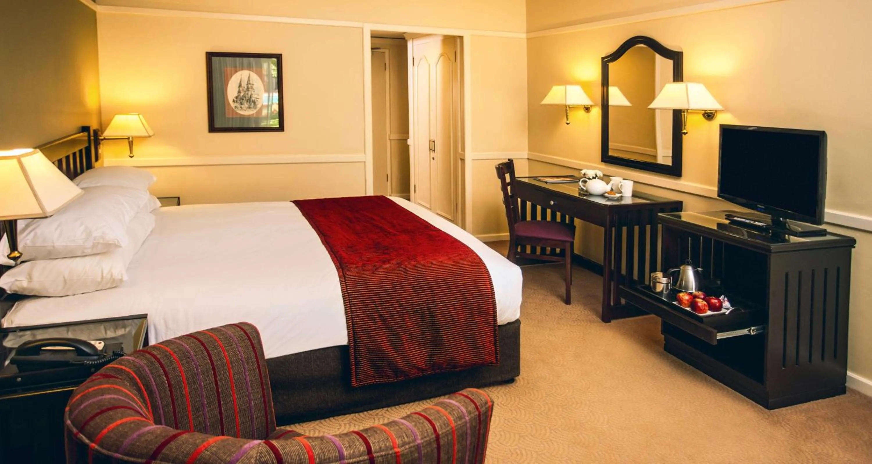 Standard Double Room Non Smoking in Southern Sun Bloemfontein