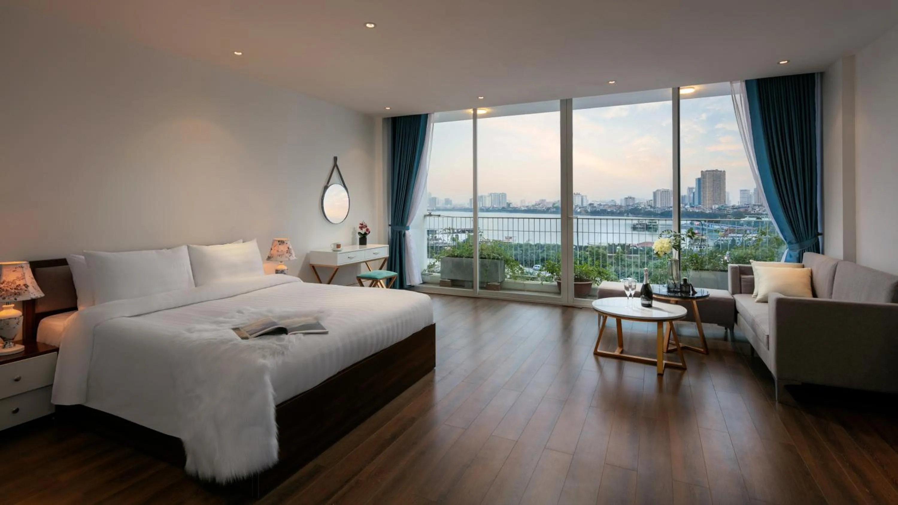 Suite with Lake View in Pegasy Premium Suites & Residence Westlake