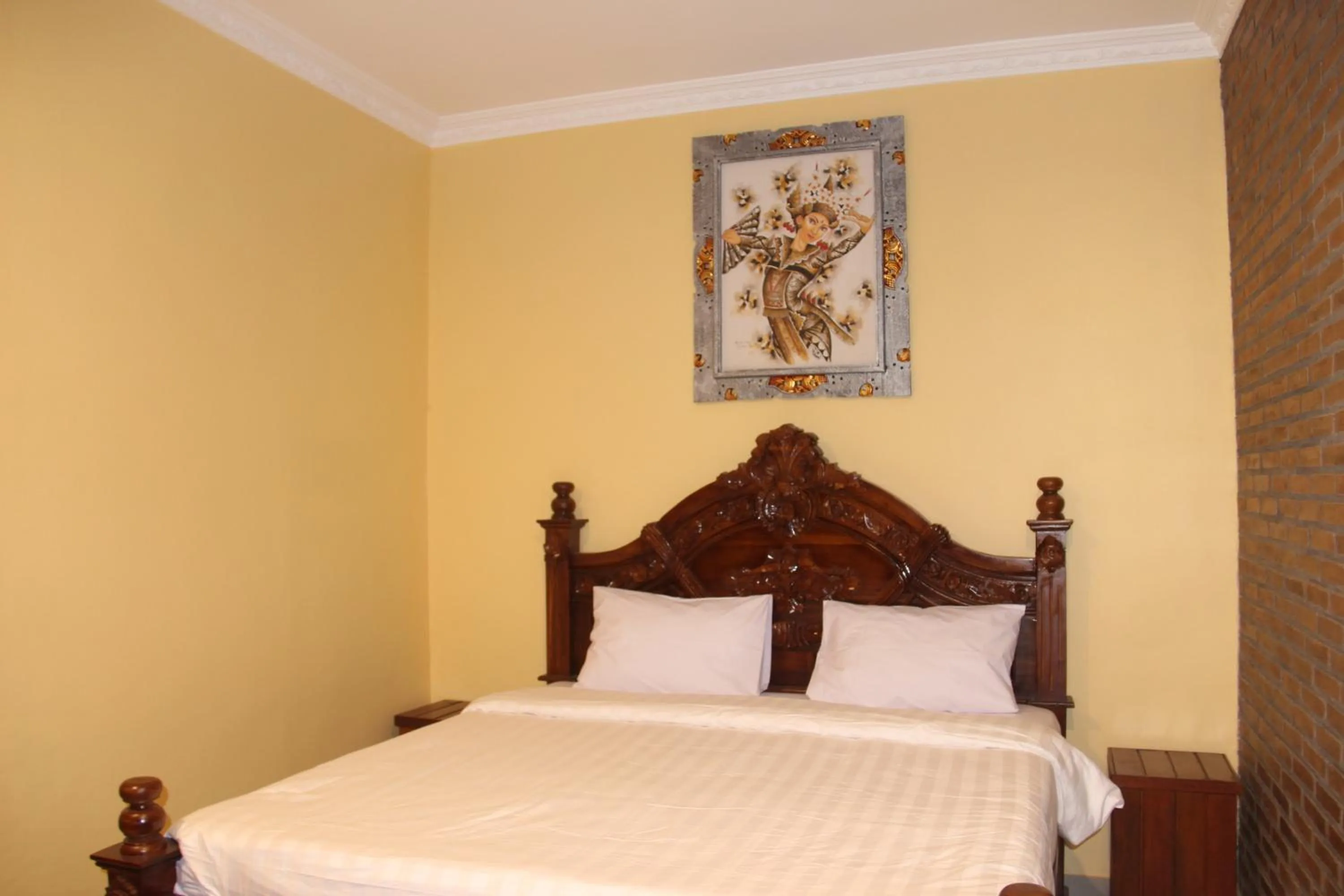 Deluxe Double Room in The Garuda Homestay Sanur