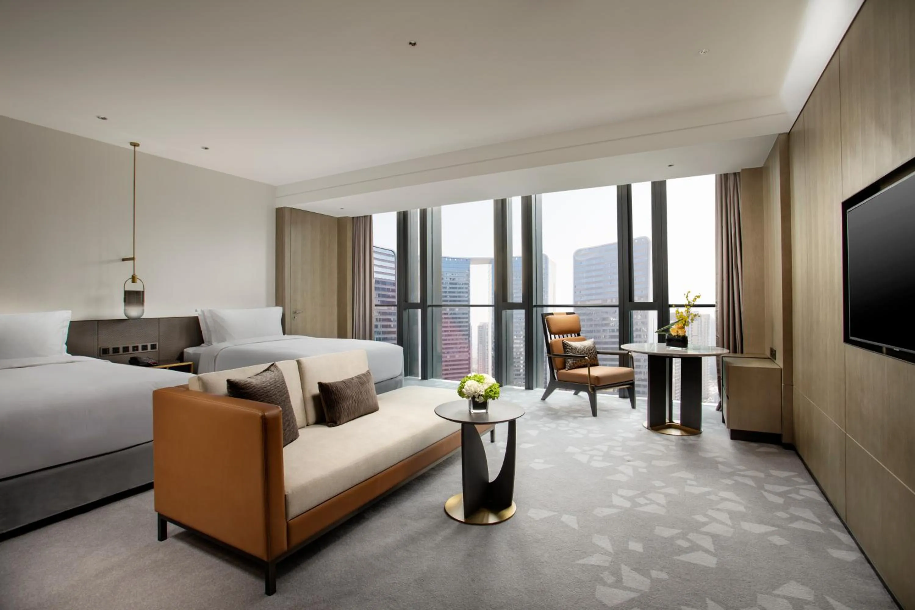 Photo of the whole room, Bed in InterContinental Foshan DongPing